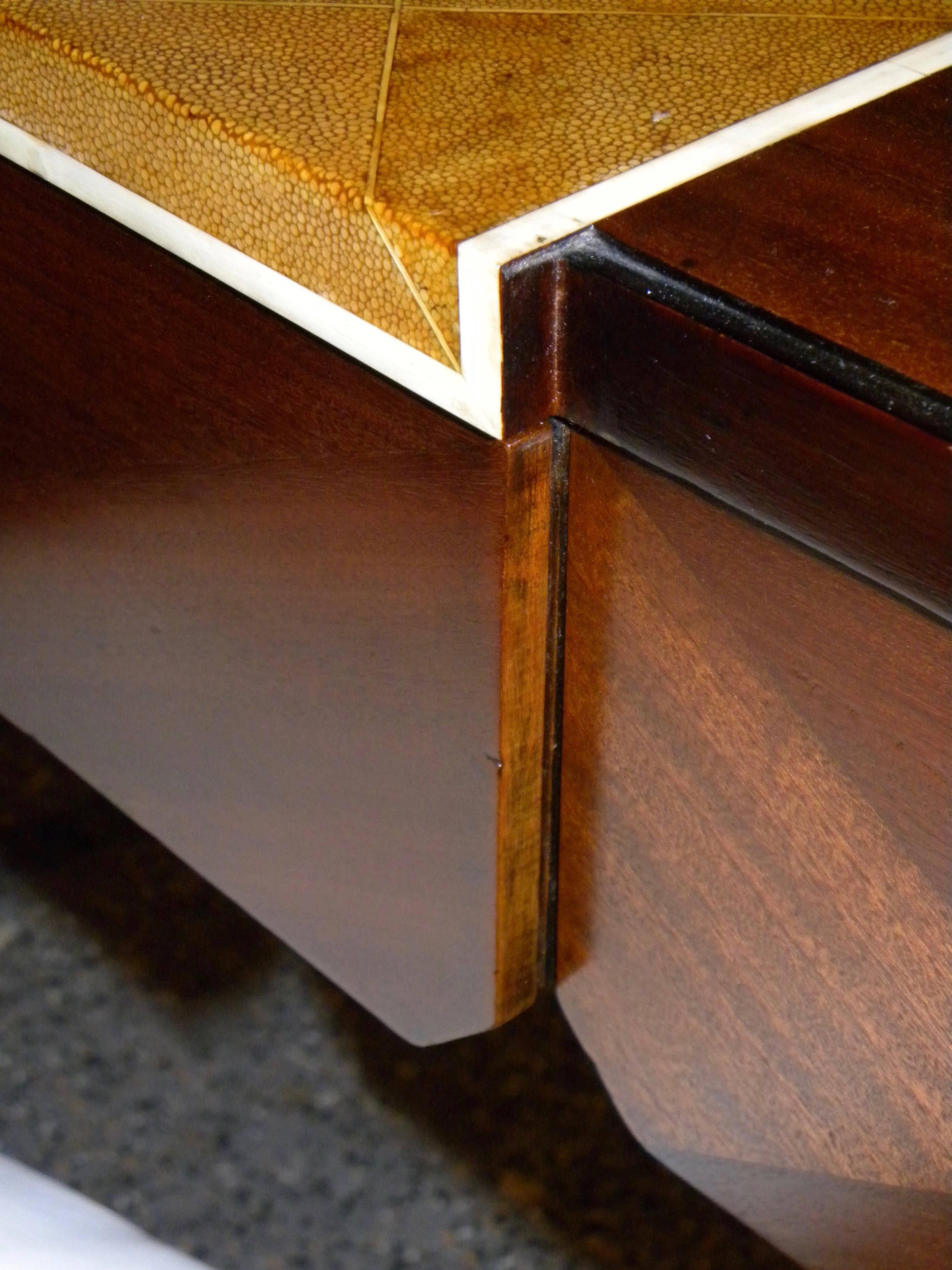 Petite Art Deco Desk, Vanity Ruhlmann Style Mahogany, Shagreen and Bone Inlay 3