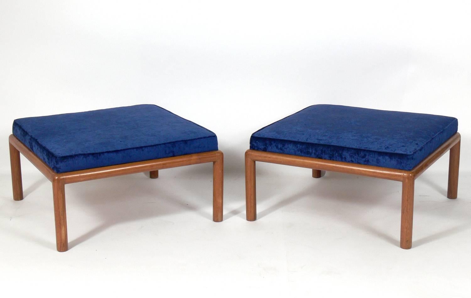 Mid-Century Modern Pair of Ottomans or Stools Attributed to T.H. Robsjohn-Gibbings