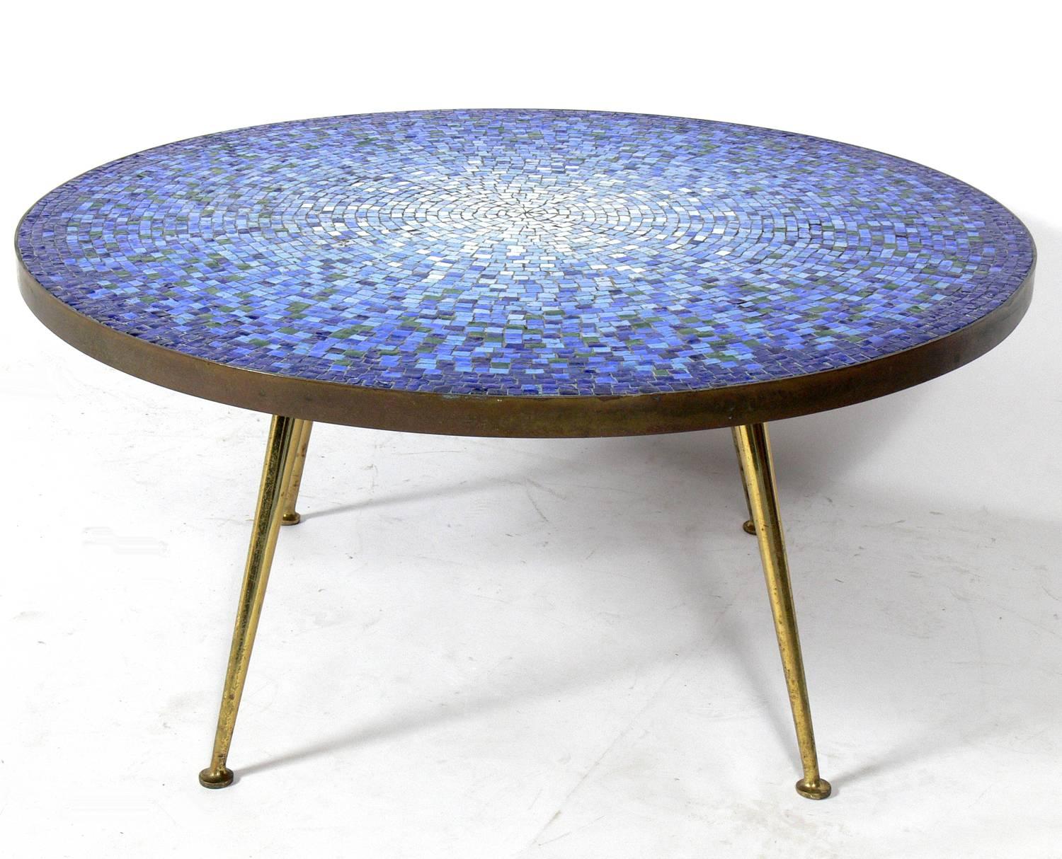 Mid-Century Modern Table basse italienne en carreaux de mosaïque de verre en vente