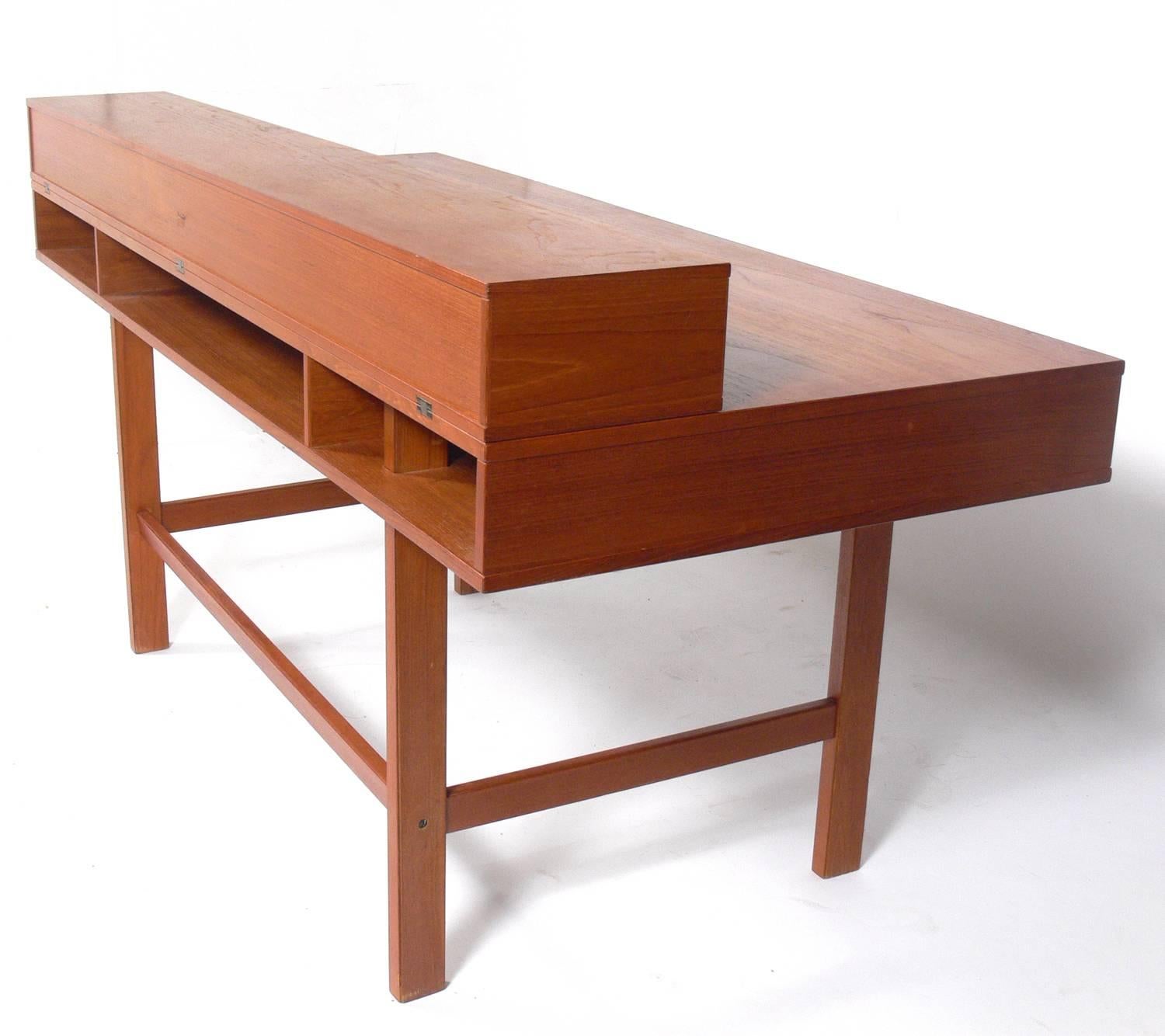 Clean Lined Architectural Danish Modern Desk by Jens Quistgaard In Good Condition In Atlanta, GA