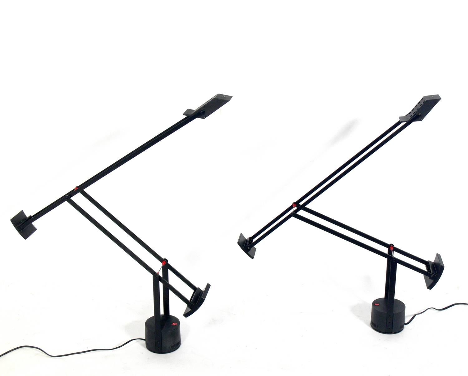 Mid-Century Modern Pair of Articulated Tizio Lamps by Richard Sapper for Artemide