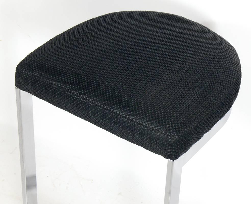 Mid-20th Century Set of Four Chrome Bar Stools in the Manner of Milo Baughman