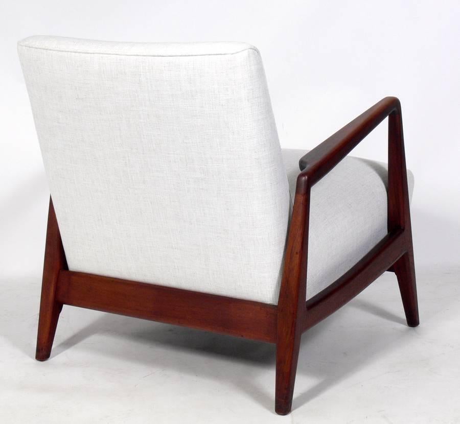 Mid-20th Century Mid-Century Modern Walnut Lounge Chair by Jens Risom