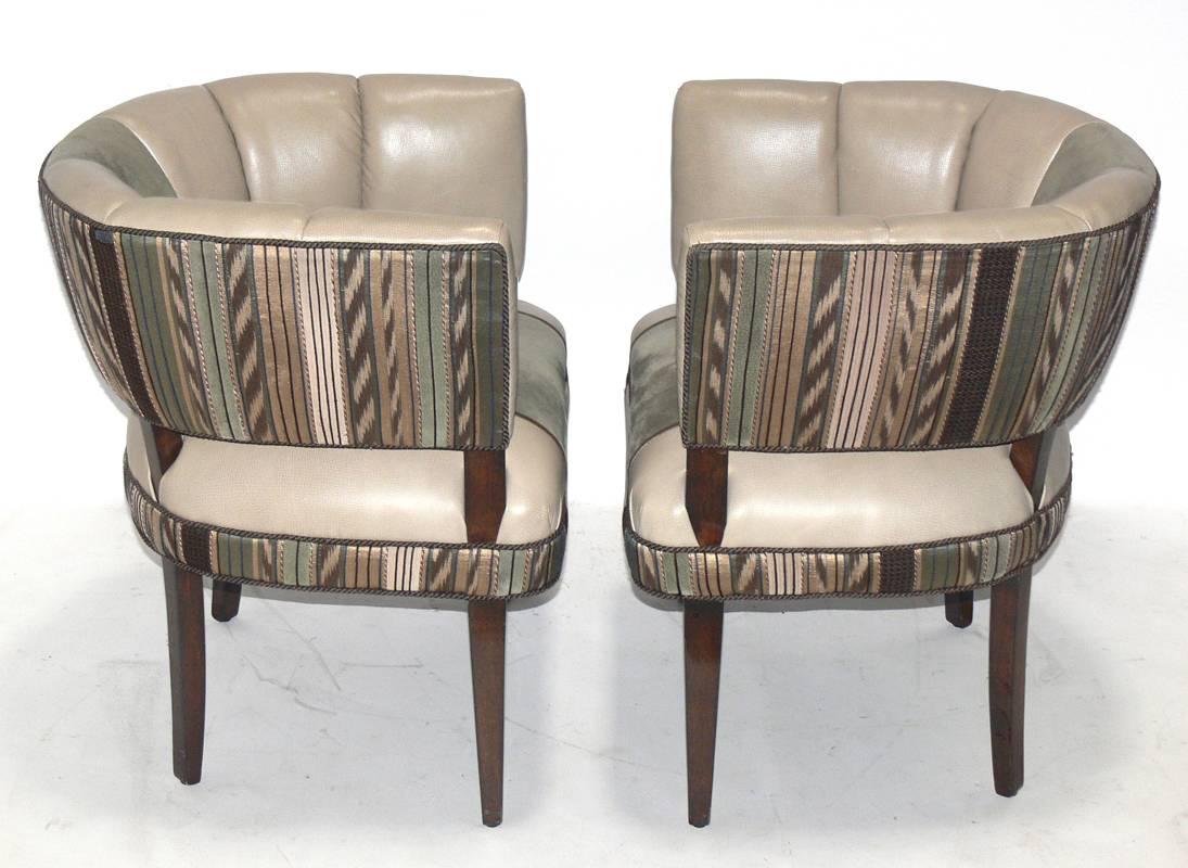 Mid-Century Modern Pair of Curvaceous Chairs Designed by Gilbert Rohde