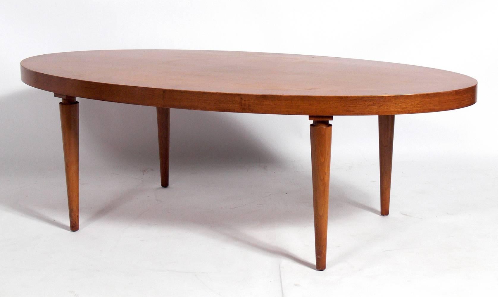 Mid-Century Modern Elegant Oval Coffee Table by T.H. Robsjohn-Gibbings