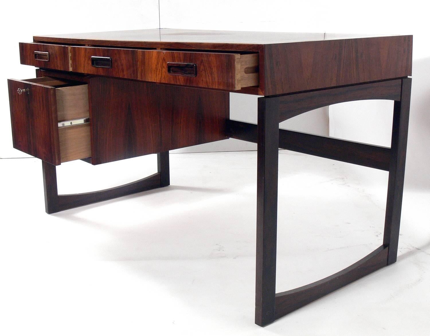 Danish Modern Rosewood Desk In Good Condition In Atlanta, GA