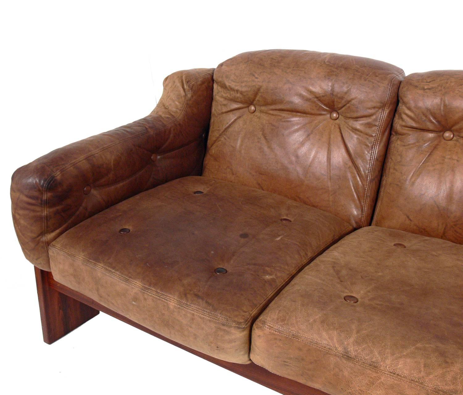 Sculptural Danish Modern Rosewood and Leather Sofa In Good Condition In Atlanta, GA
