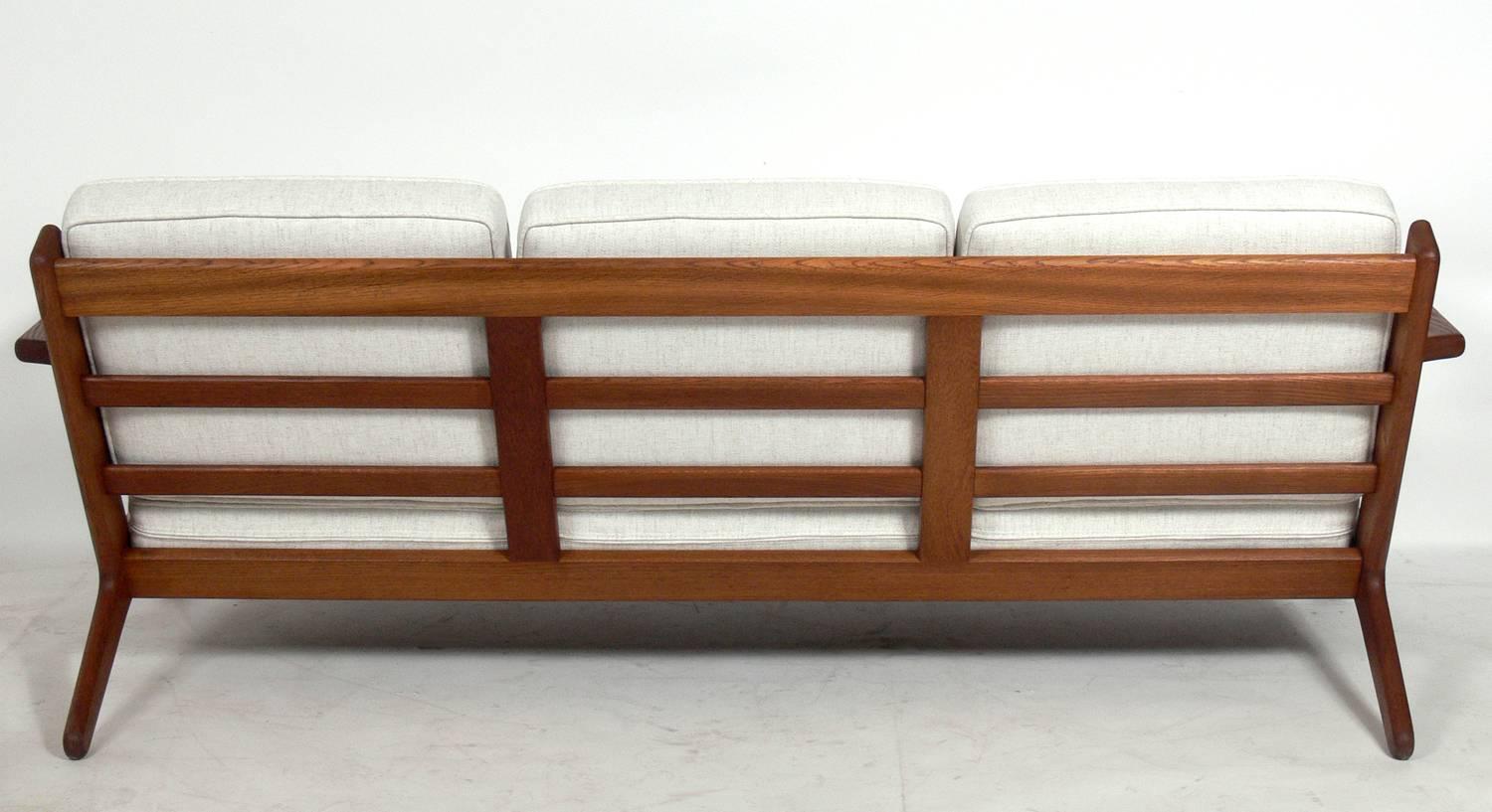 Danish Modern Oak Sofa by Hans Wegner In Good Condition In Atlanta, GA