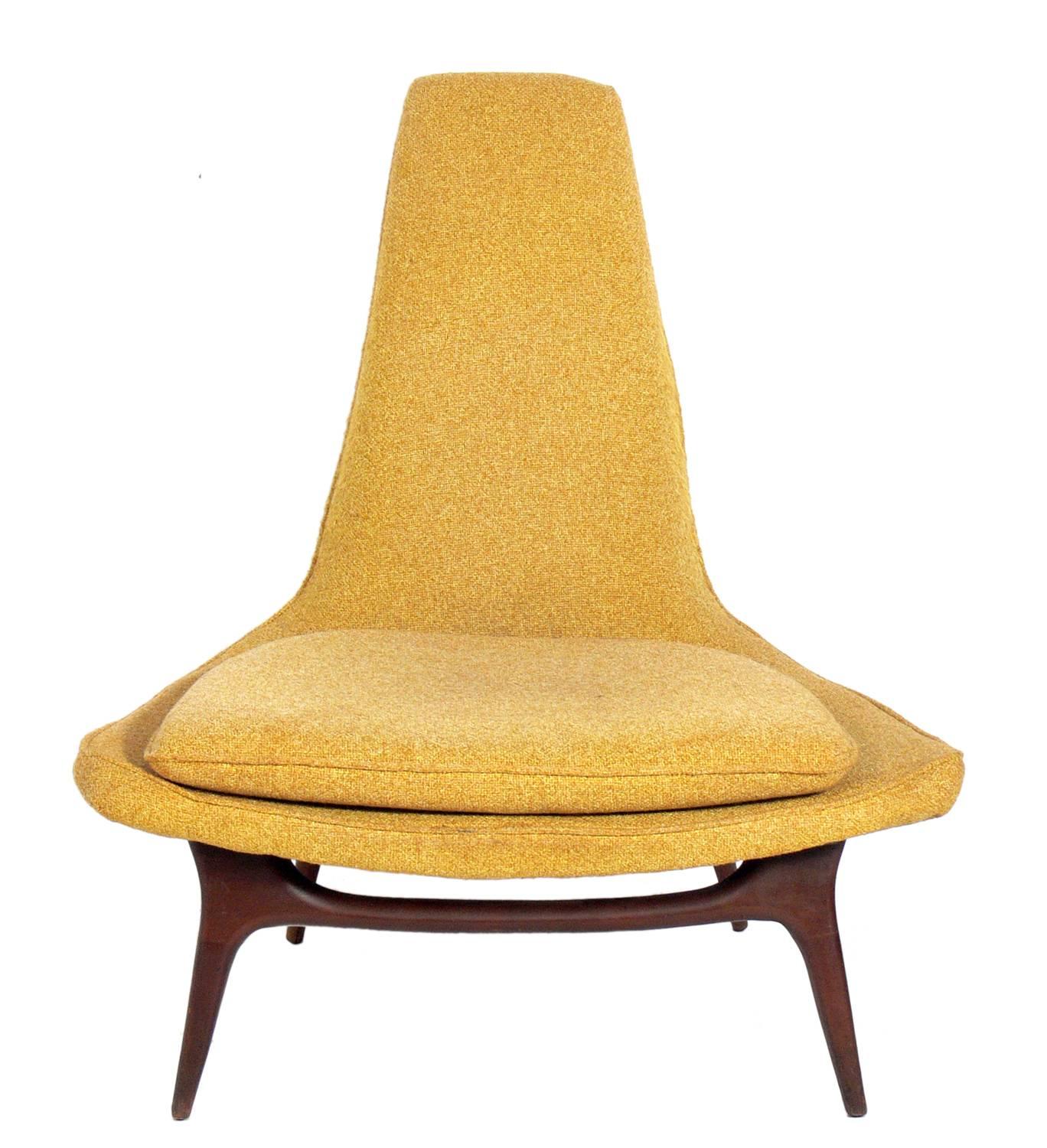 Pair of sculptural Mid-Century Modern lounge chairs by Karpen, American, circa 1960s. These chairs are currently being reupholstered and refinished and can be finished in your choice of color to the wood and reupholstered in your fabric. The price