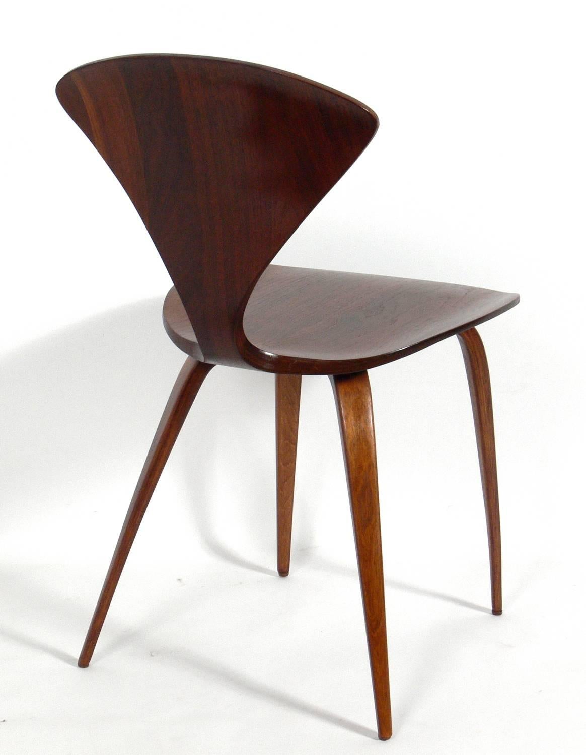 Mid-20th Century Set of 12 Sculptural Dining Chairs by Norman Cherner for Plycraft