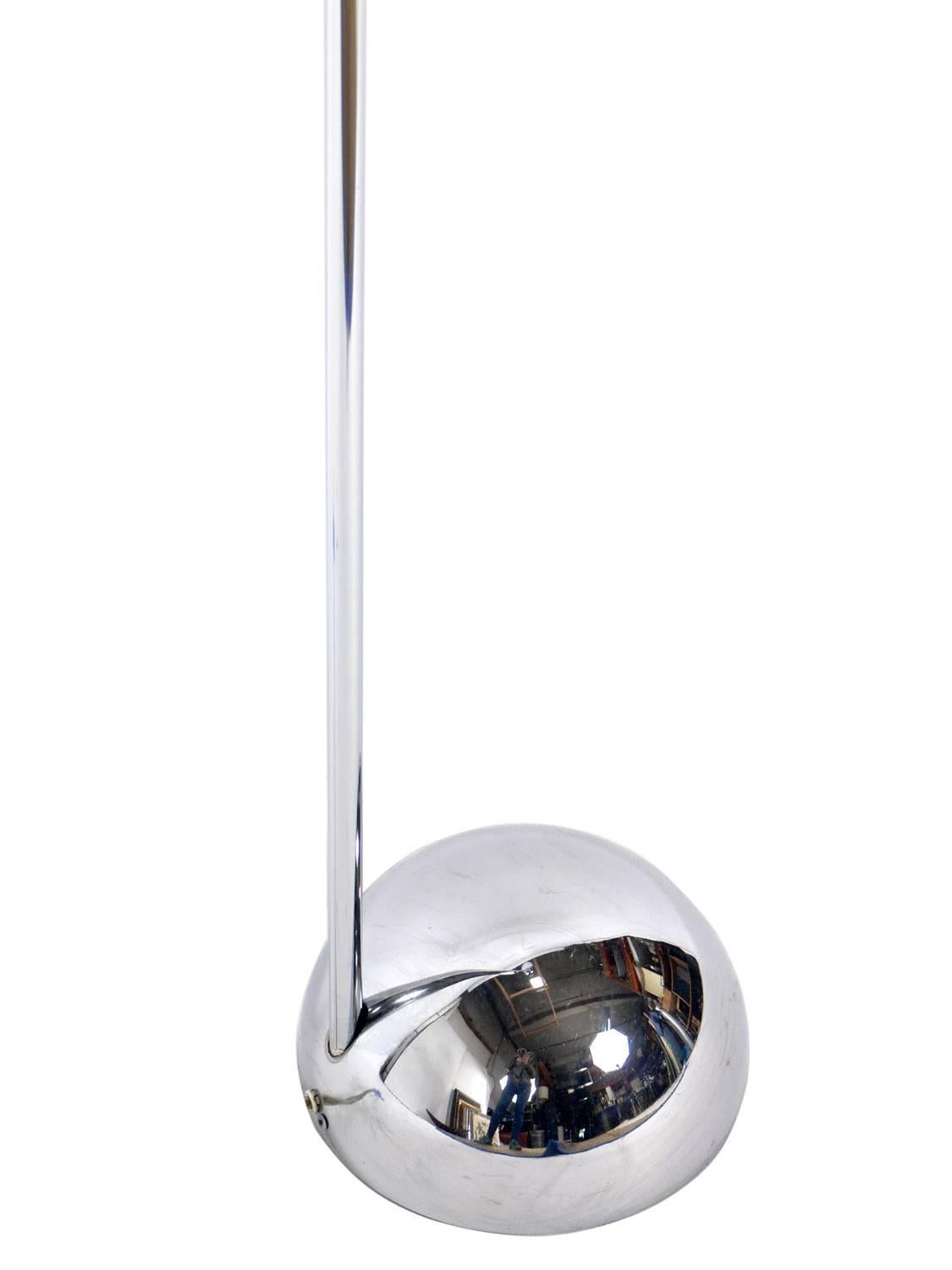 Sleek chrome floor lamp by Robert Sonneman, American, circa 1960s. It has been rewired and is ready to use.