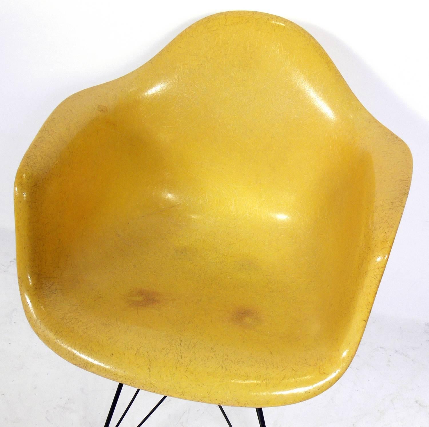 eames yellow chair