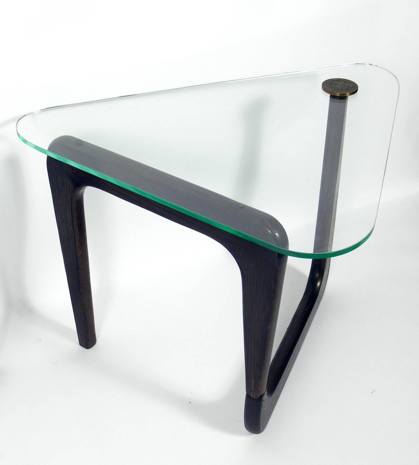 Sculptural Modernist side tables, in the manner of Isamu Noguchi, circa 1950s. They are a versatile size and can be used as side or end tables, or as nightstands.