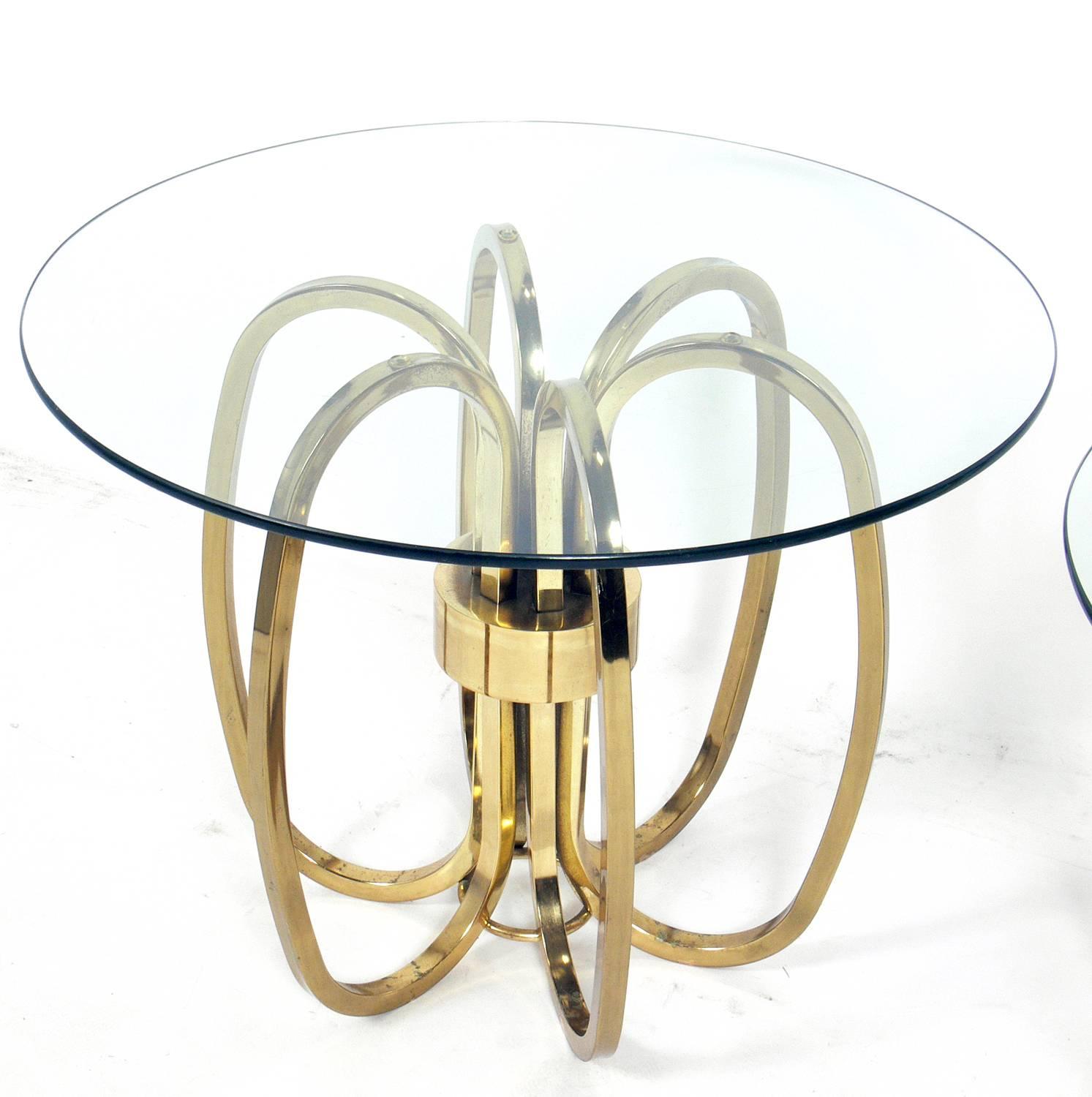Mid-Century Modern Pair of Sculptural Brass Loop Tables For Sale