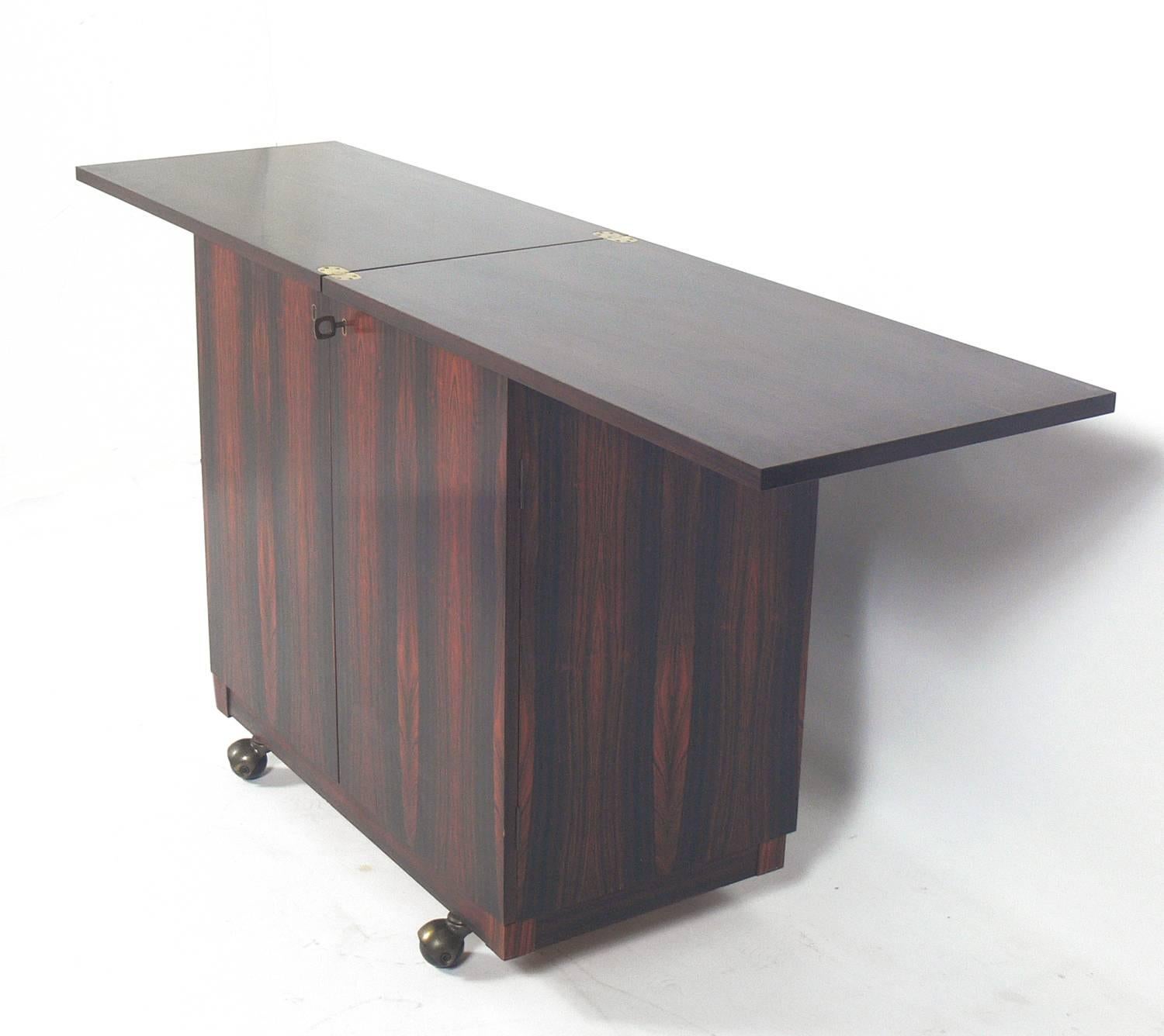 Danish Modern Rosewood Bar Cart by Torbjorn Afdal In Good Condition In Atlanta, GA