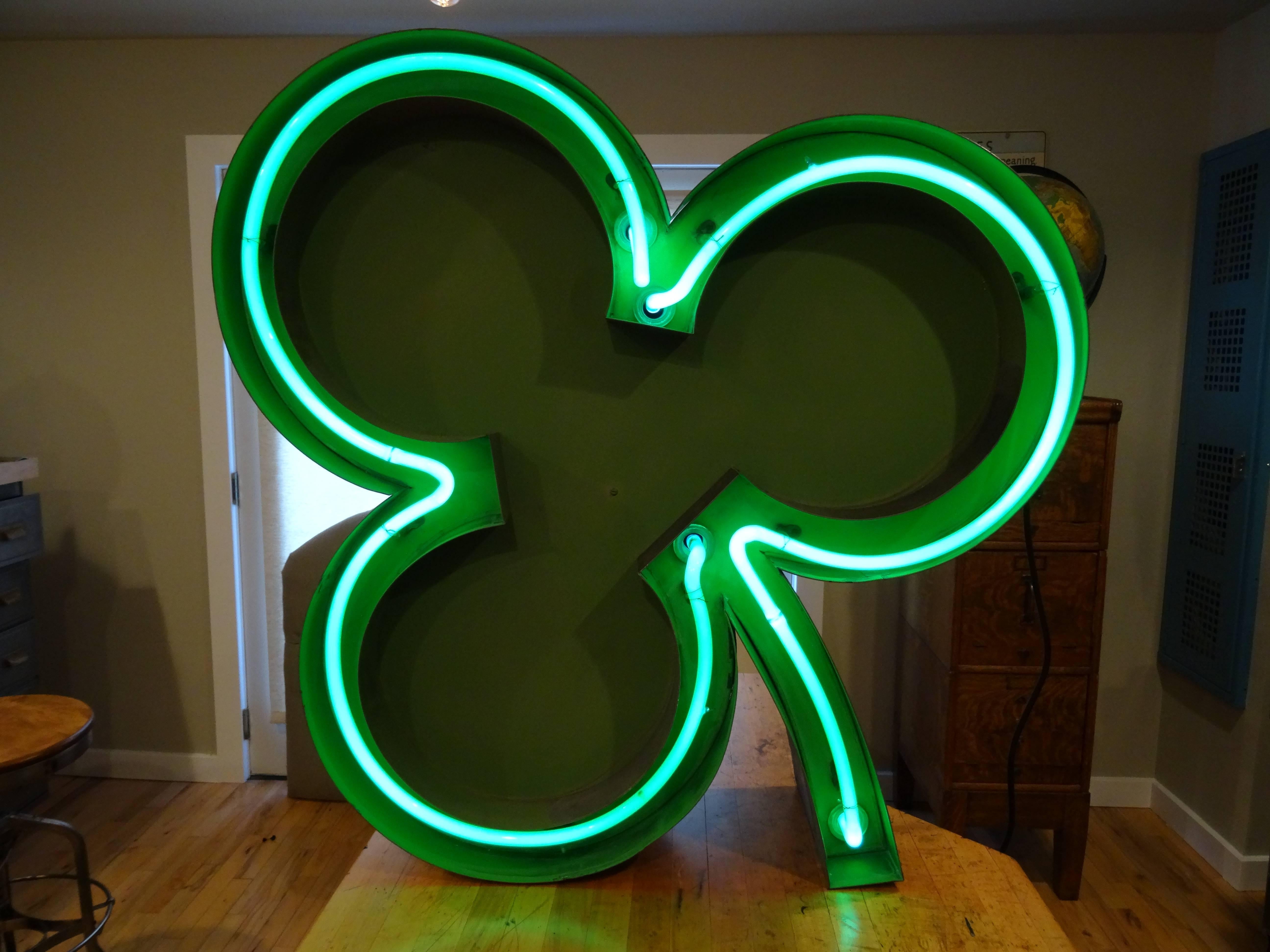 How LUCKY would you be to own this spectacular neon treasure?  Business founded in 1937, this wonderful piece of art stood proud against it's towering brick building located in Spokane, WA. This shamrock is formed of a galvanized steel shell, held