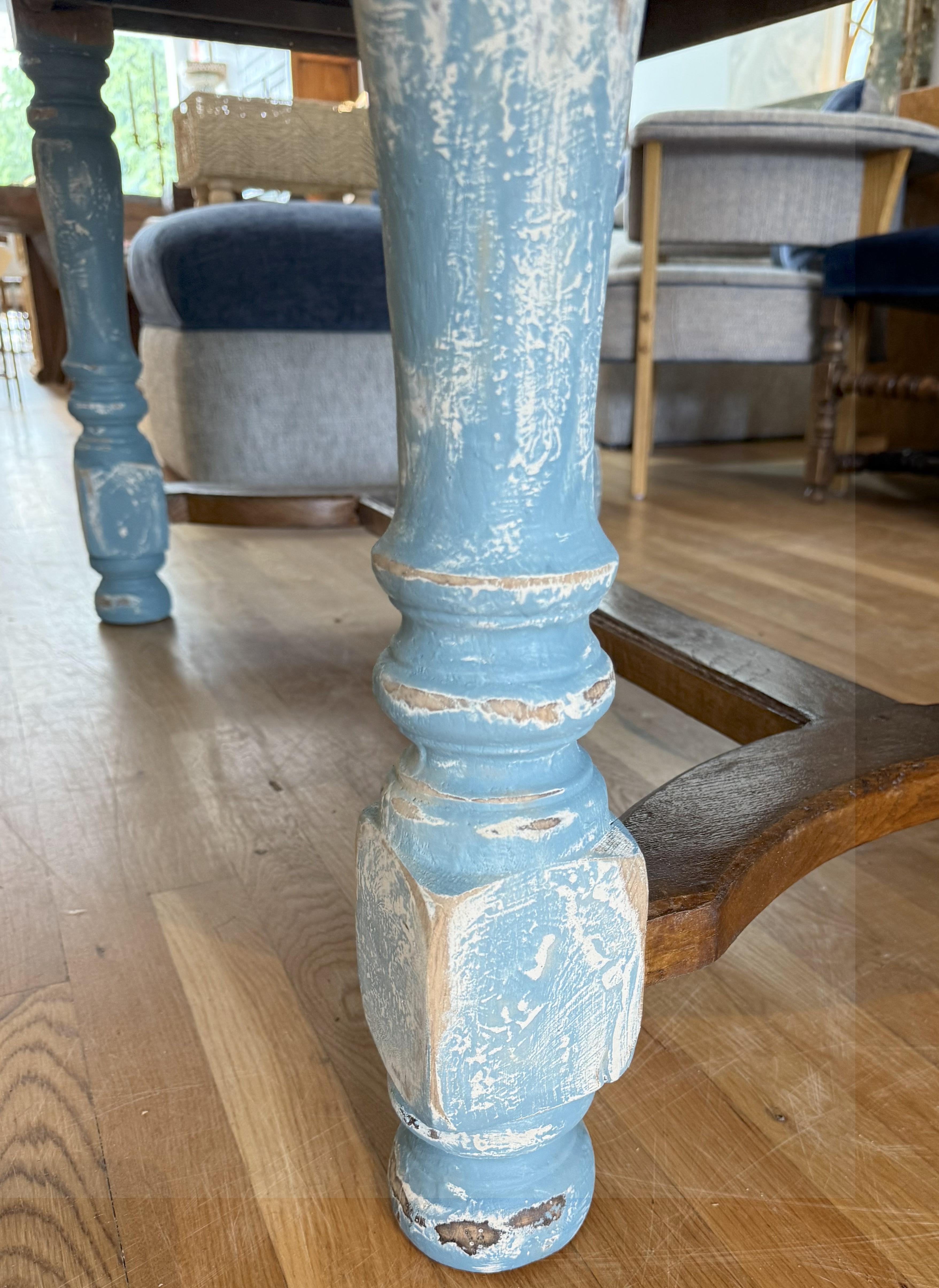 19th Century French Provincial Extending Oval Farm Table with Louis XIII Legs In Good Condition For Sale In Middleburg, VA