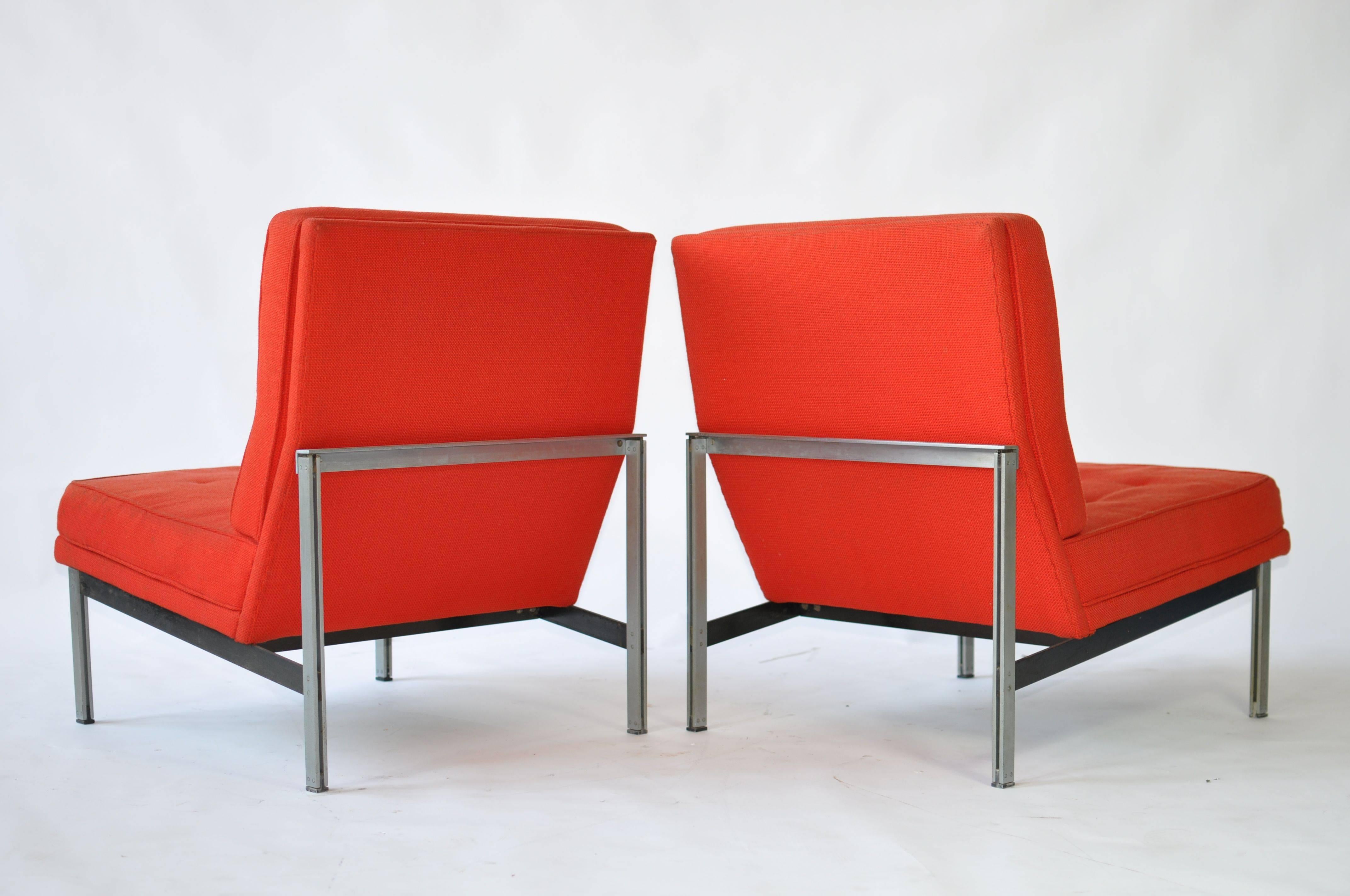 Mid-Century Modern Pair of Florence Knoll Lounge Chairs