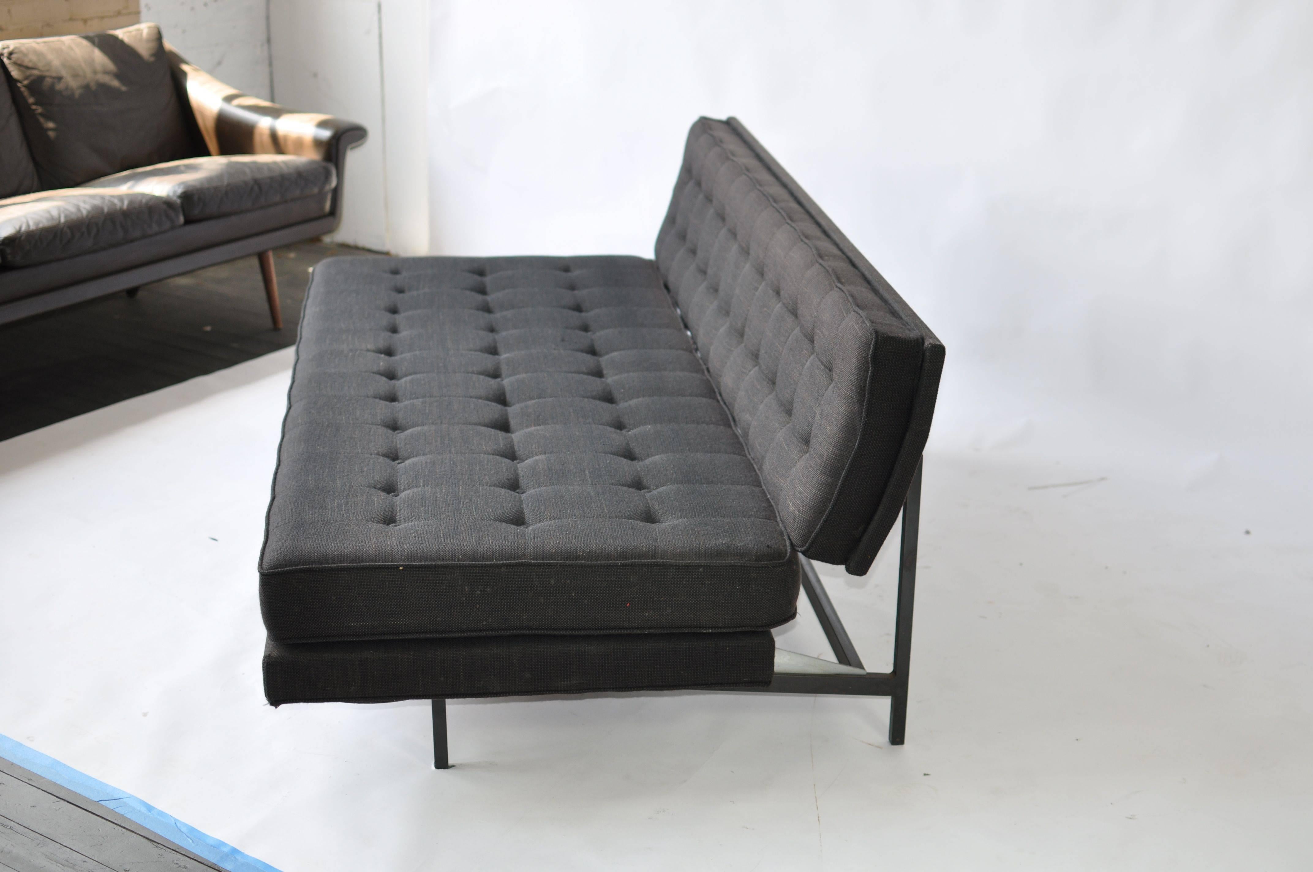 American Florence Knoll Adjustable Sofa Daybed