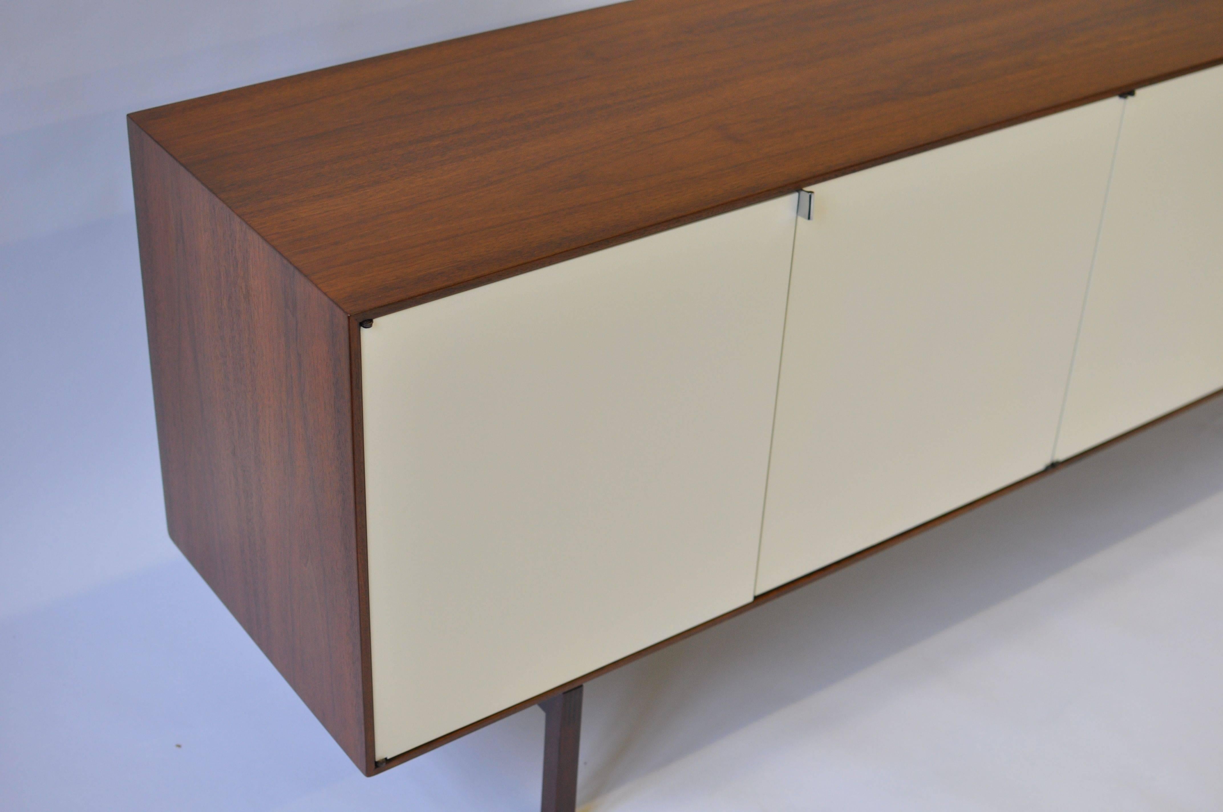 Mid-Century Modern Florence Knoll Credenza