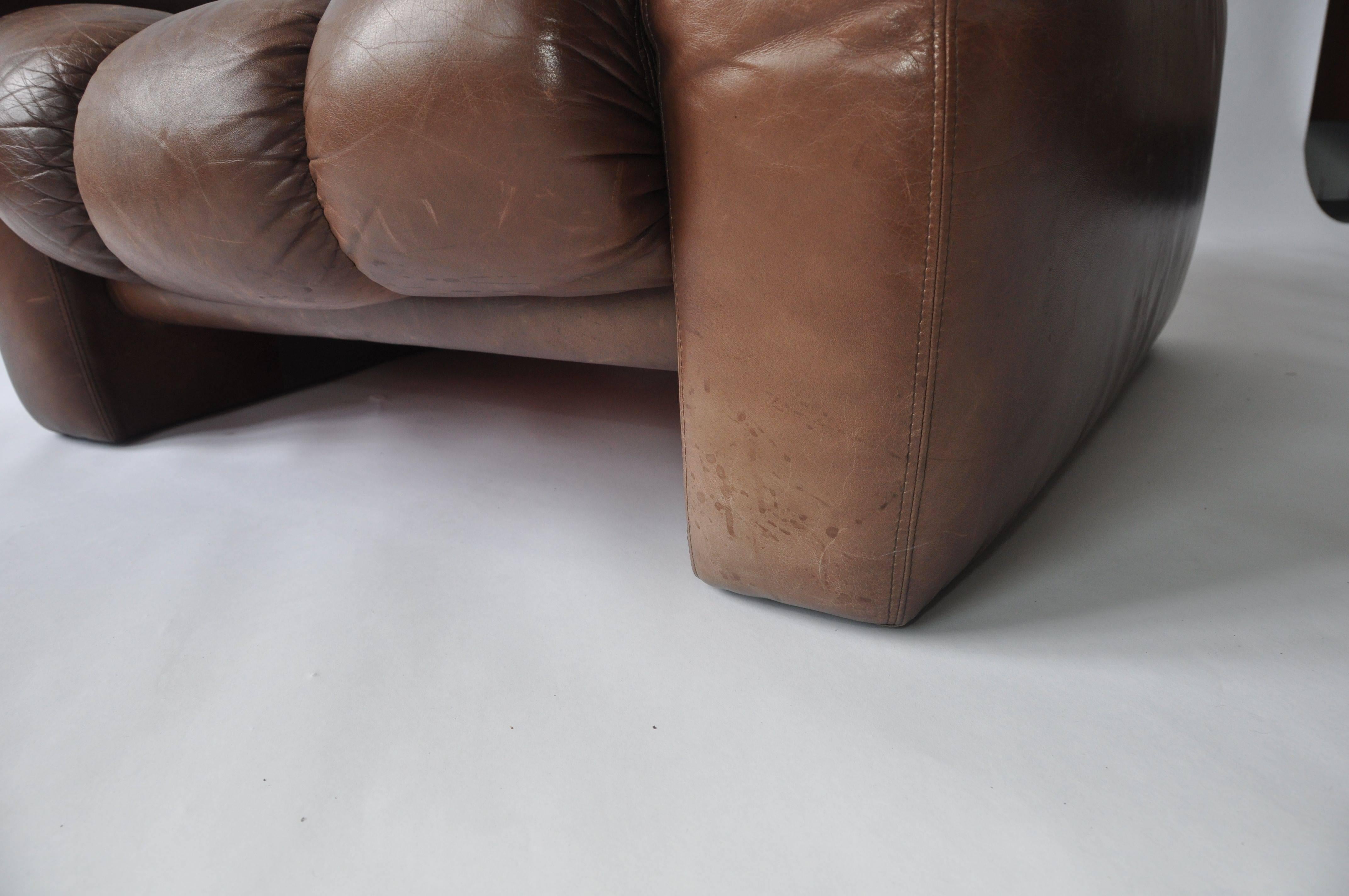 Large Scale 1970s Leather Lounge Chair In Good Condition For Sale In Turners Falls, MA