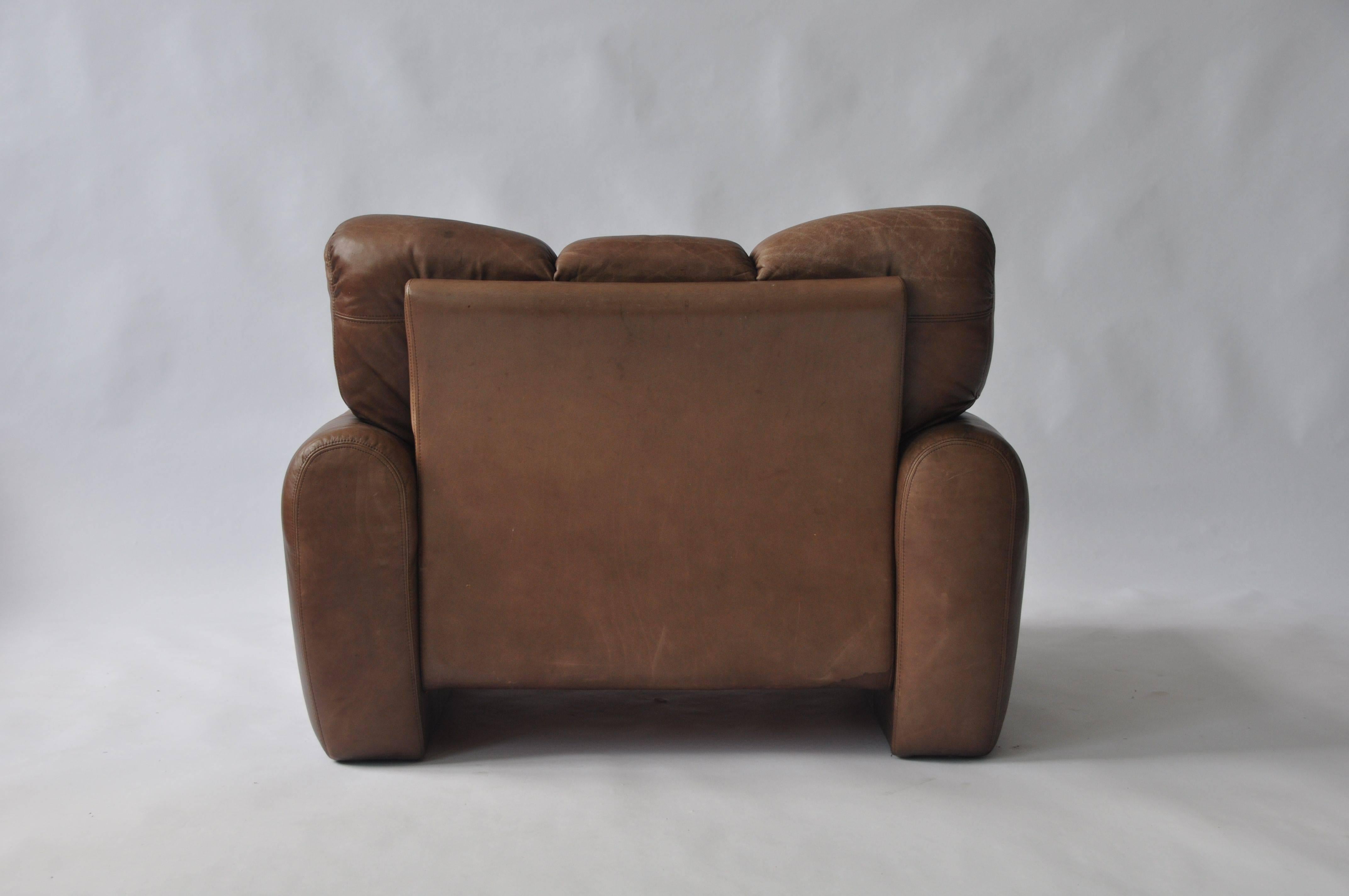 20th Century Large Scale 1970s Leather Lounge Chair For Sale