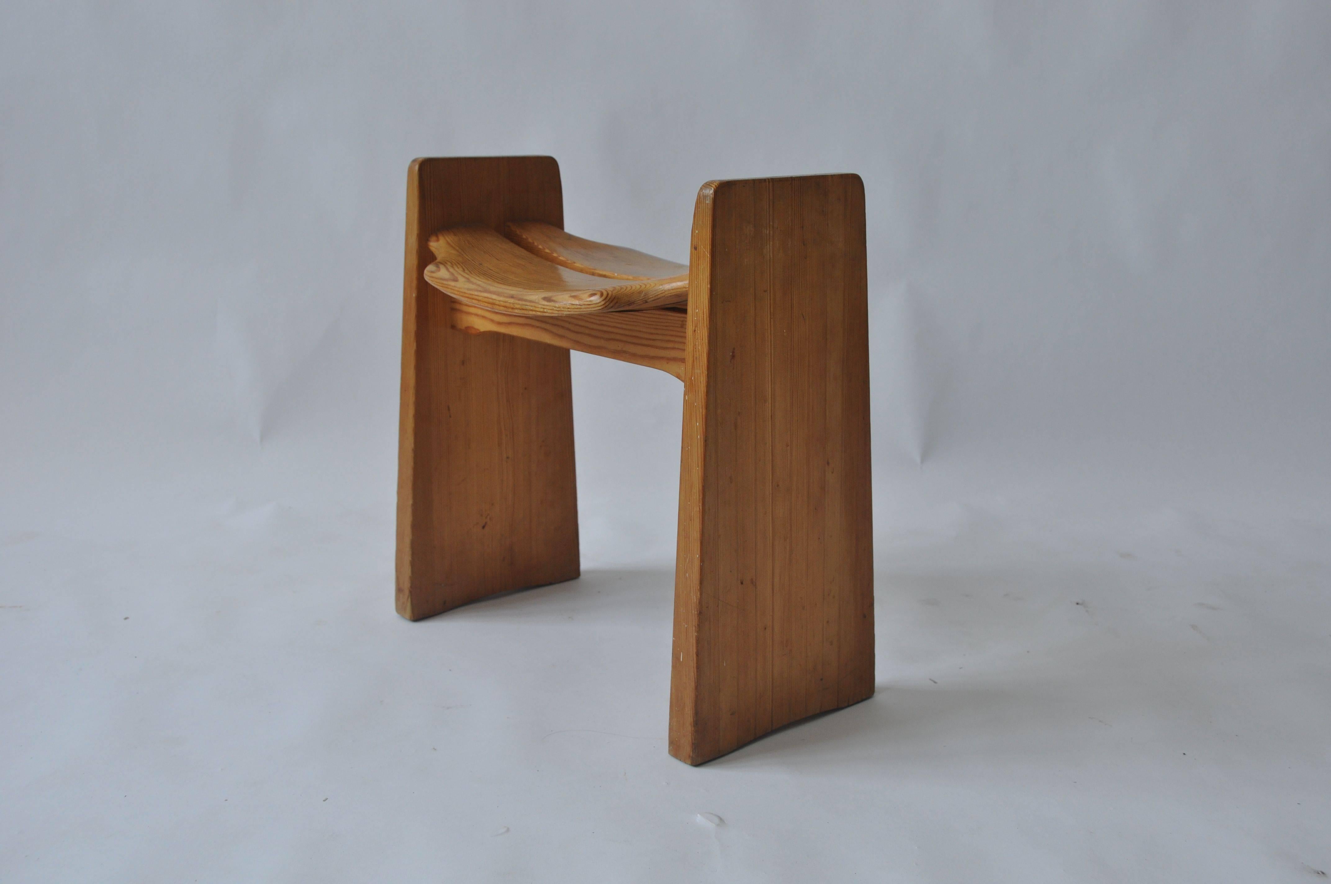 Solid Pine Stool by Gilbert Marklund In Good Condition For Sale In Turners Falls, MA