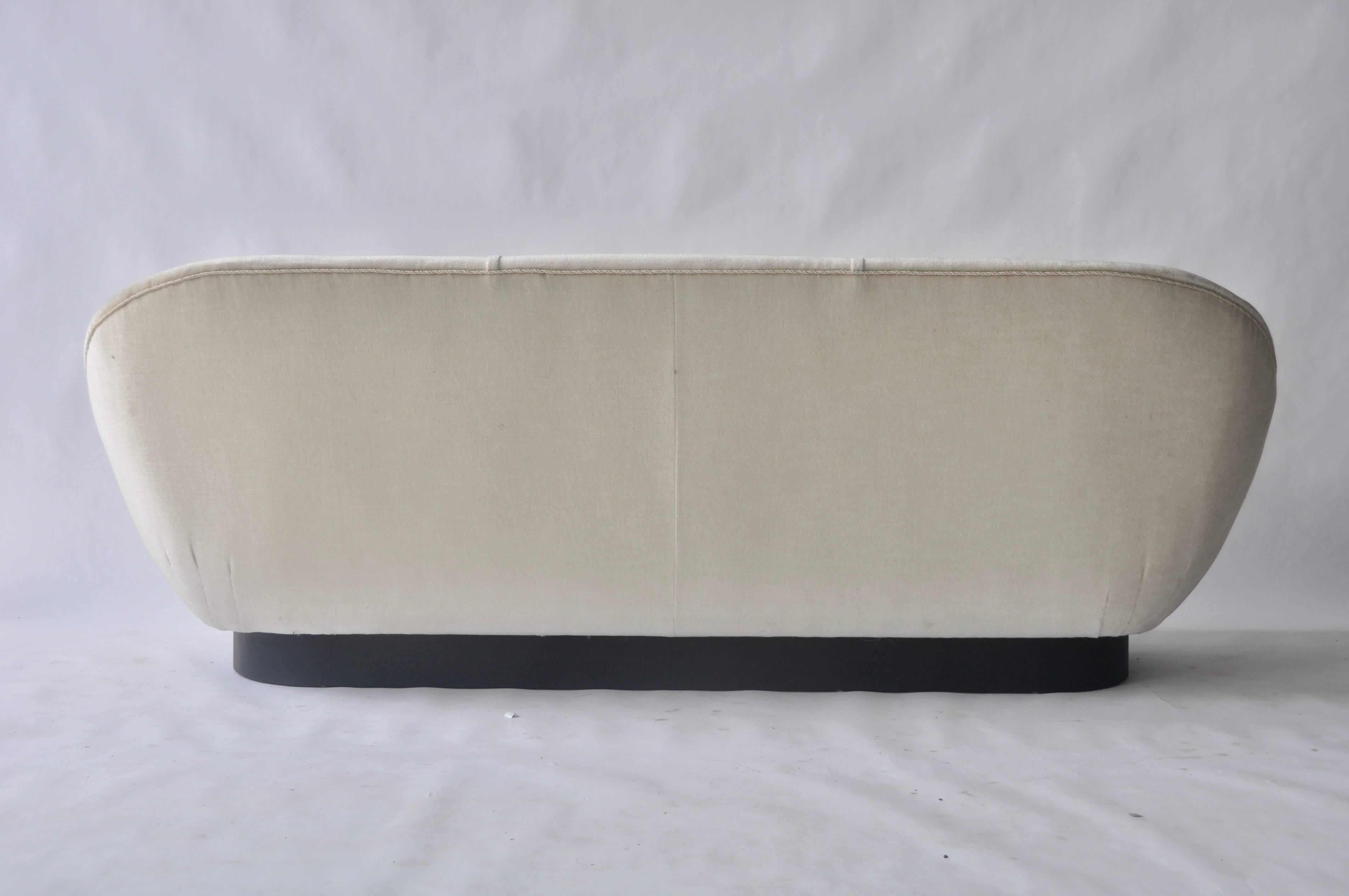 1960s Sofa by Hans Kaufeld In Good Condition For Sale In Turners Falls, MA