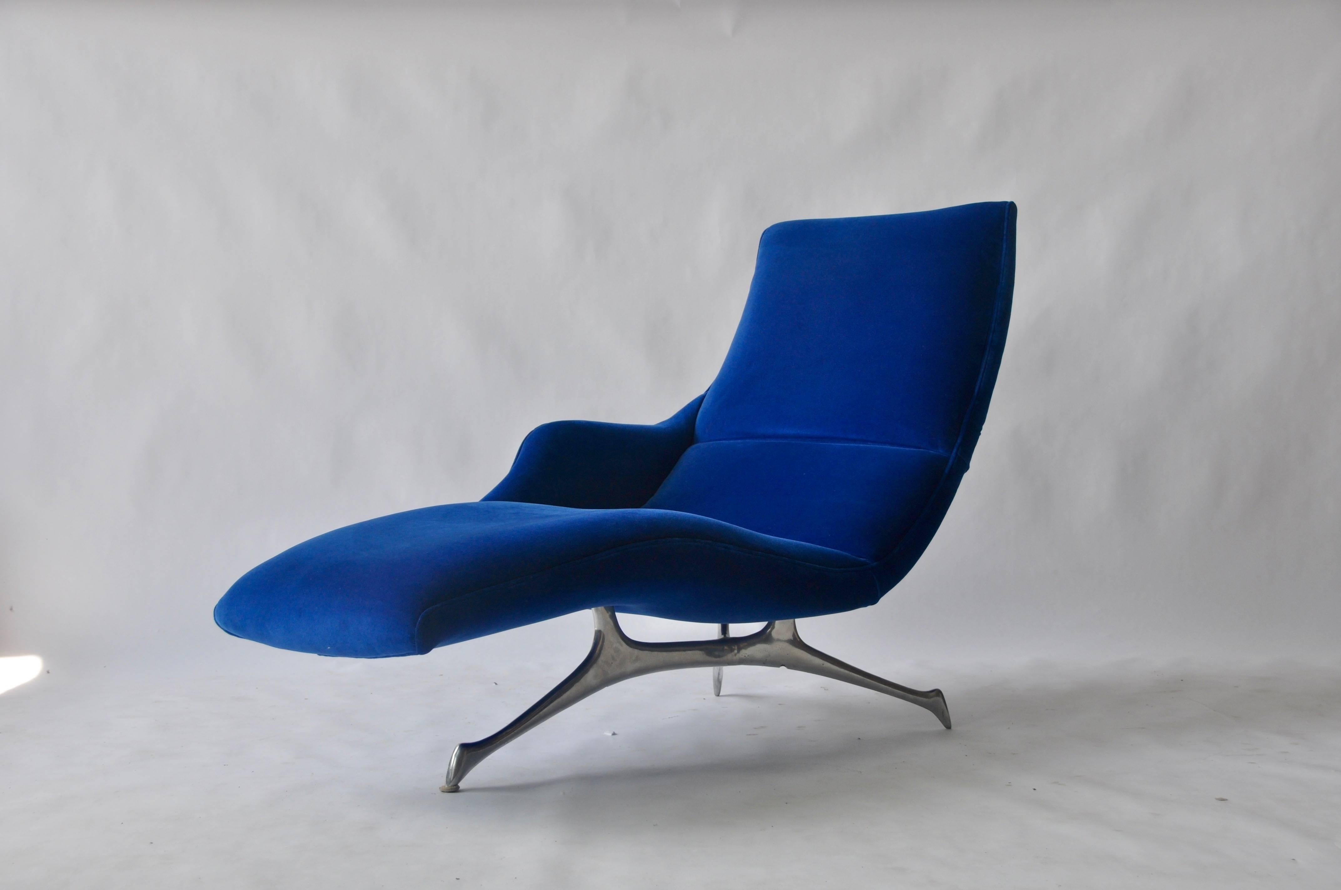 Mid-Century Modern Vladimir Kagan Tri-Symmetric Chaise Longue