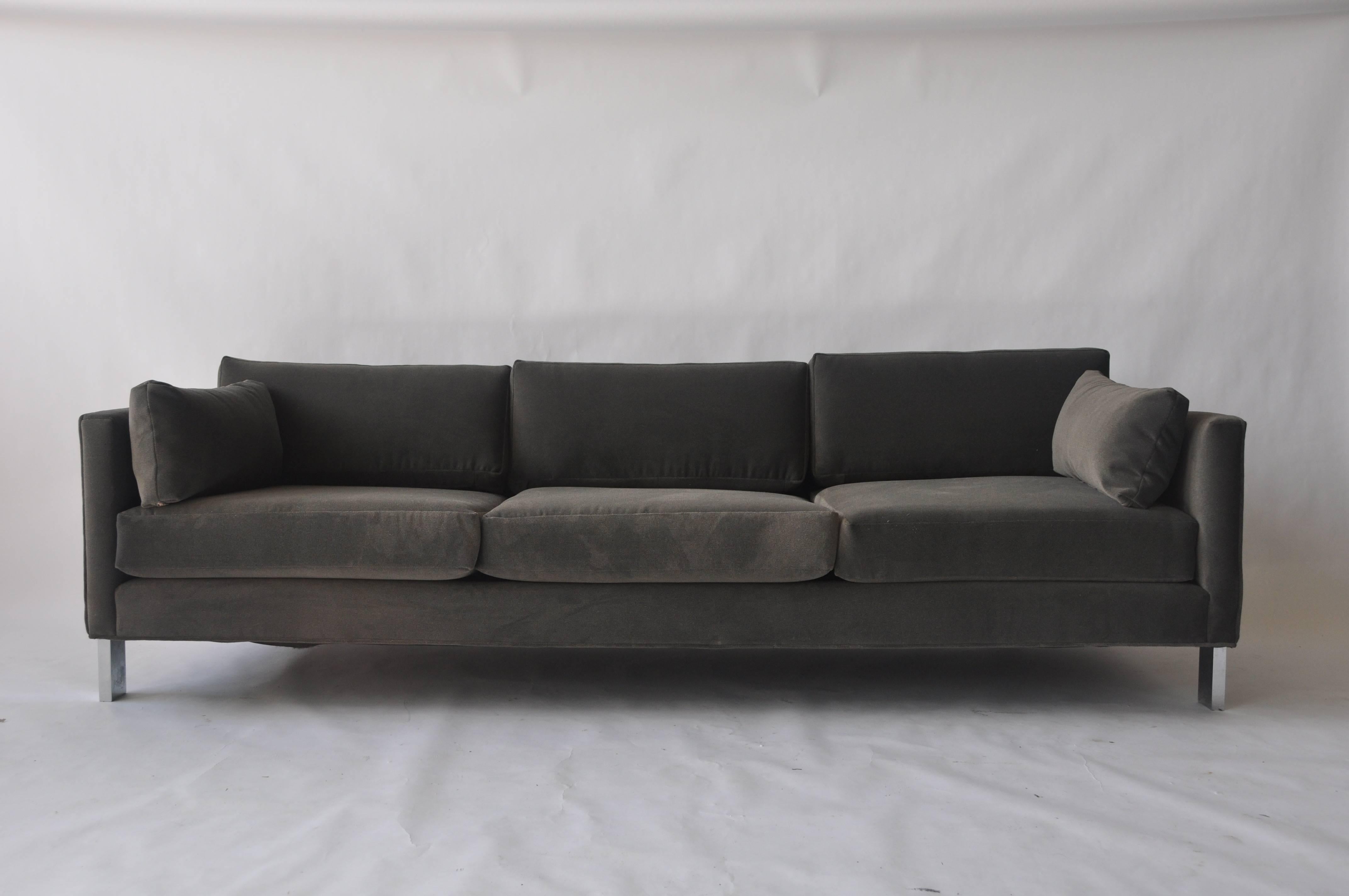 Mid-Century Modern 1970s Chrome Frame Sofa For Sale