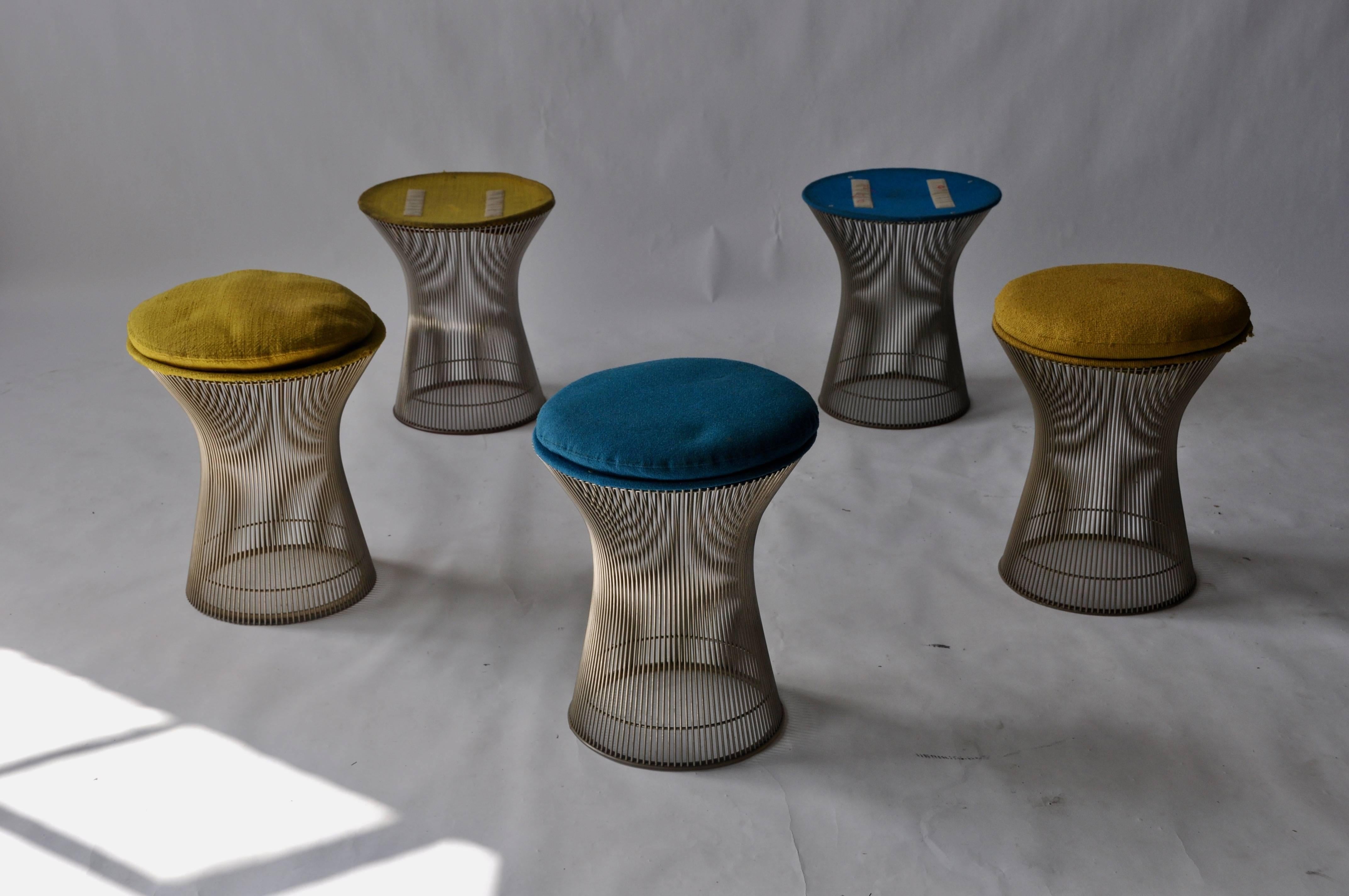 Mid-Century Modern Set of Five Warren Platner Stools for Knoll For Sale