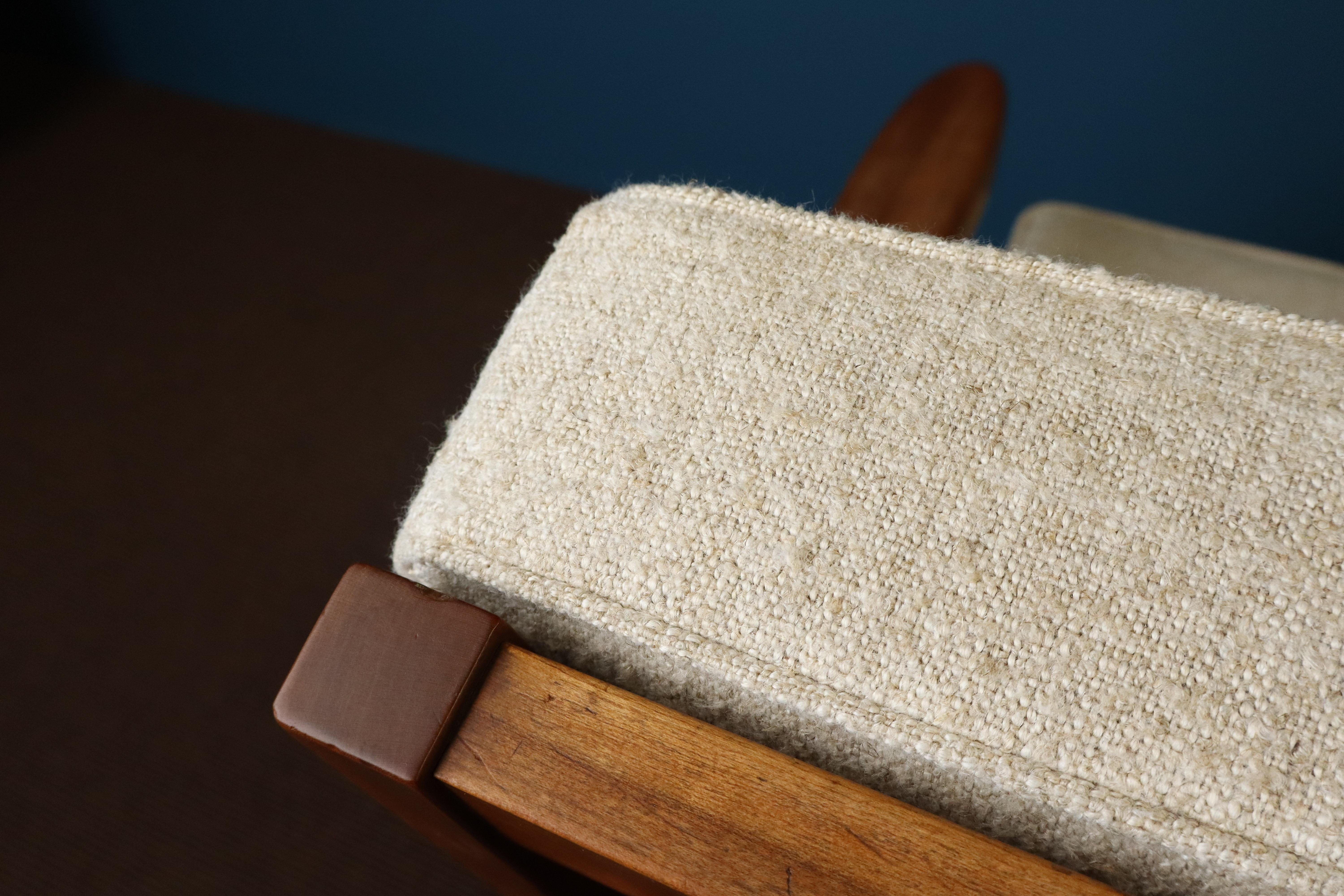 Lin Chaise longue 'Cushion' à dossier fuseau George Nakashima en cerisier noir américain en vente