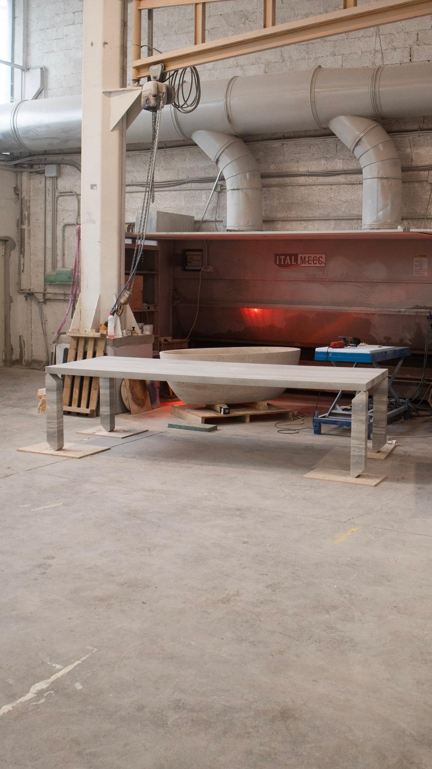 Tiptoe equilibrium marble dining table by dAM Atelier For Sale 4