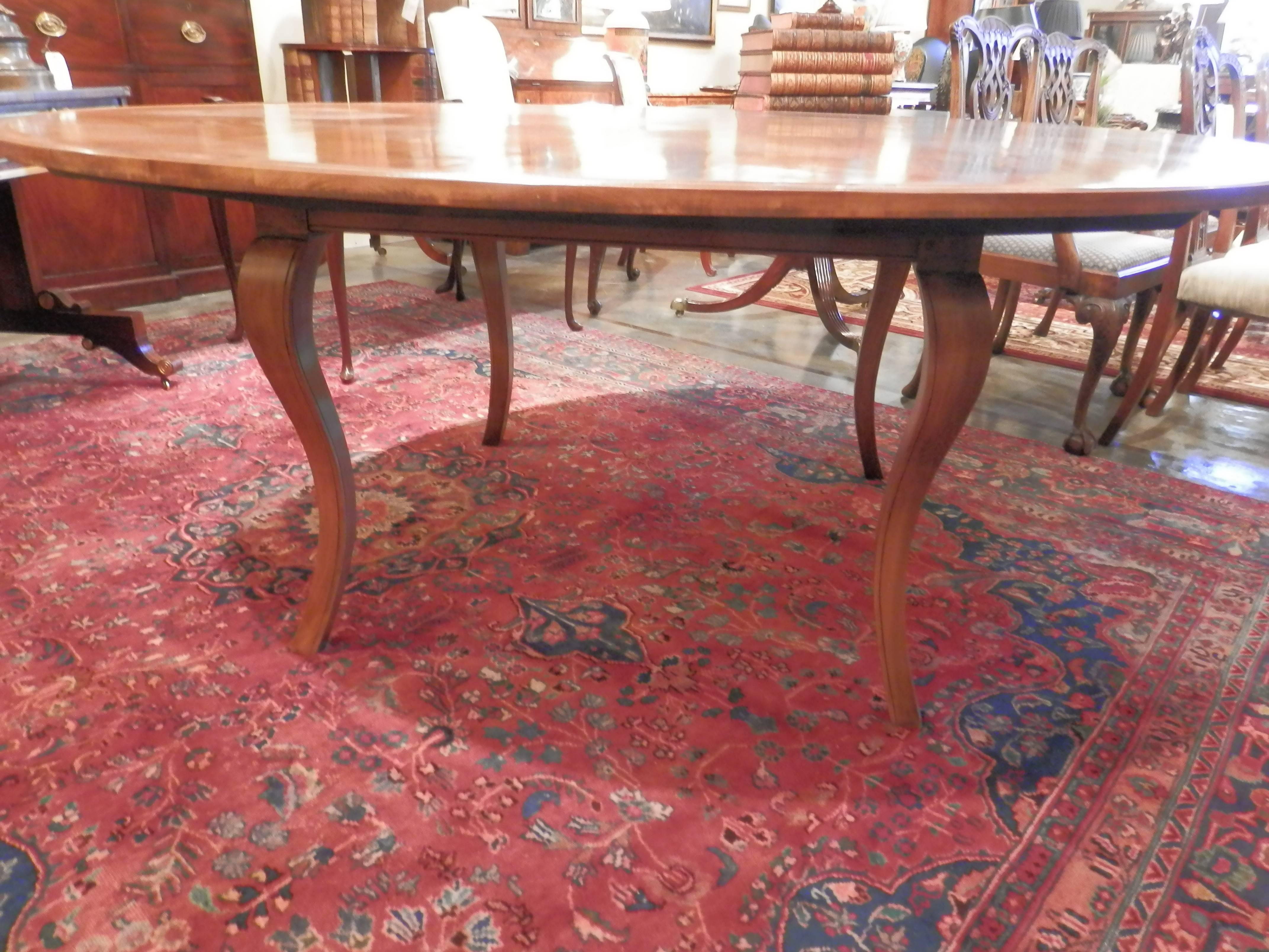 Late 19th Fine French Round Dining Table In Excellent Condition In Dallas, TX