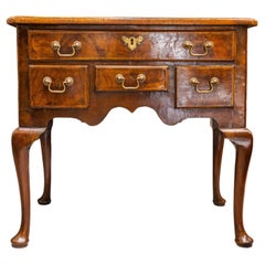 A fine 18th century Queen Anne walnut lowboy. Finely executed.