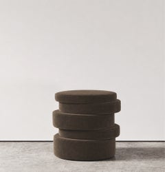 Pouf Up & Up in velluto marrone di Hermhaus - Pouf moderno di design