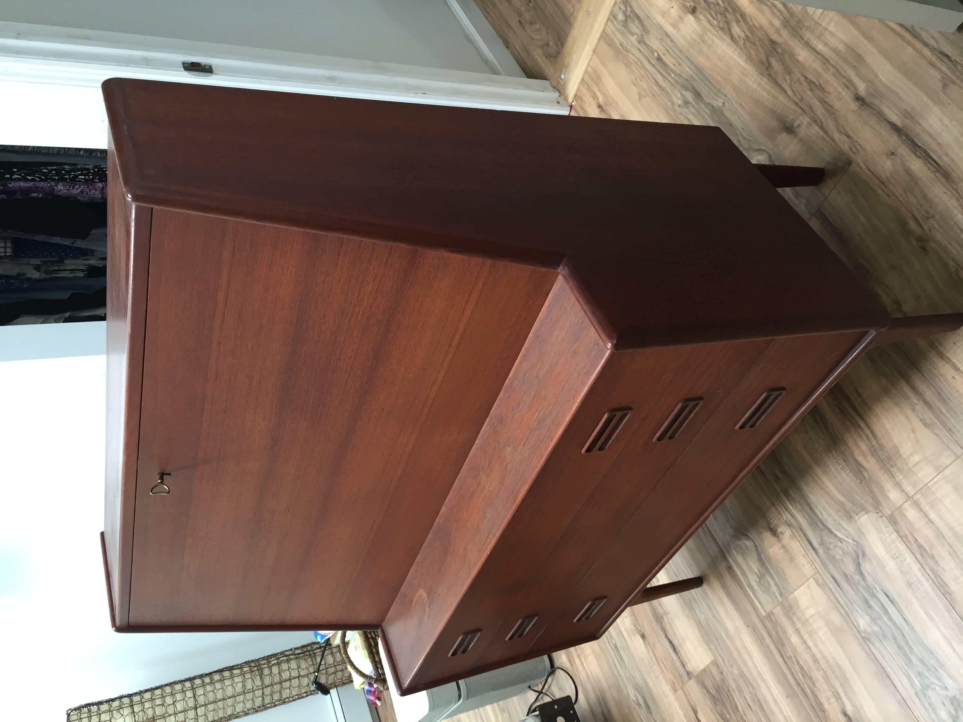 Secrataire Desk and Dresser Combination For Sale 2
