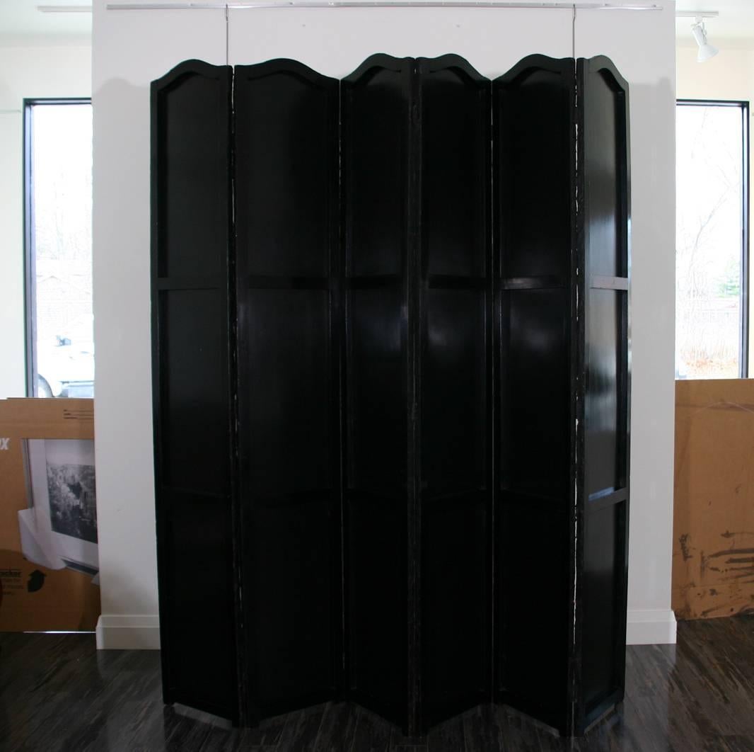 17th Century Leather Screen For Sale 1