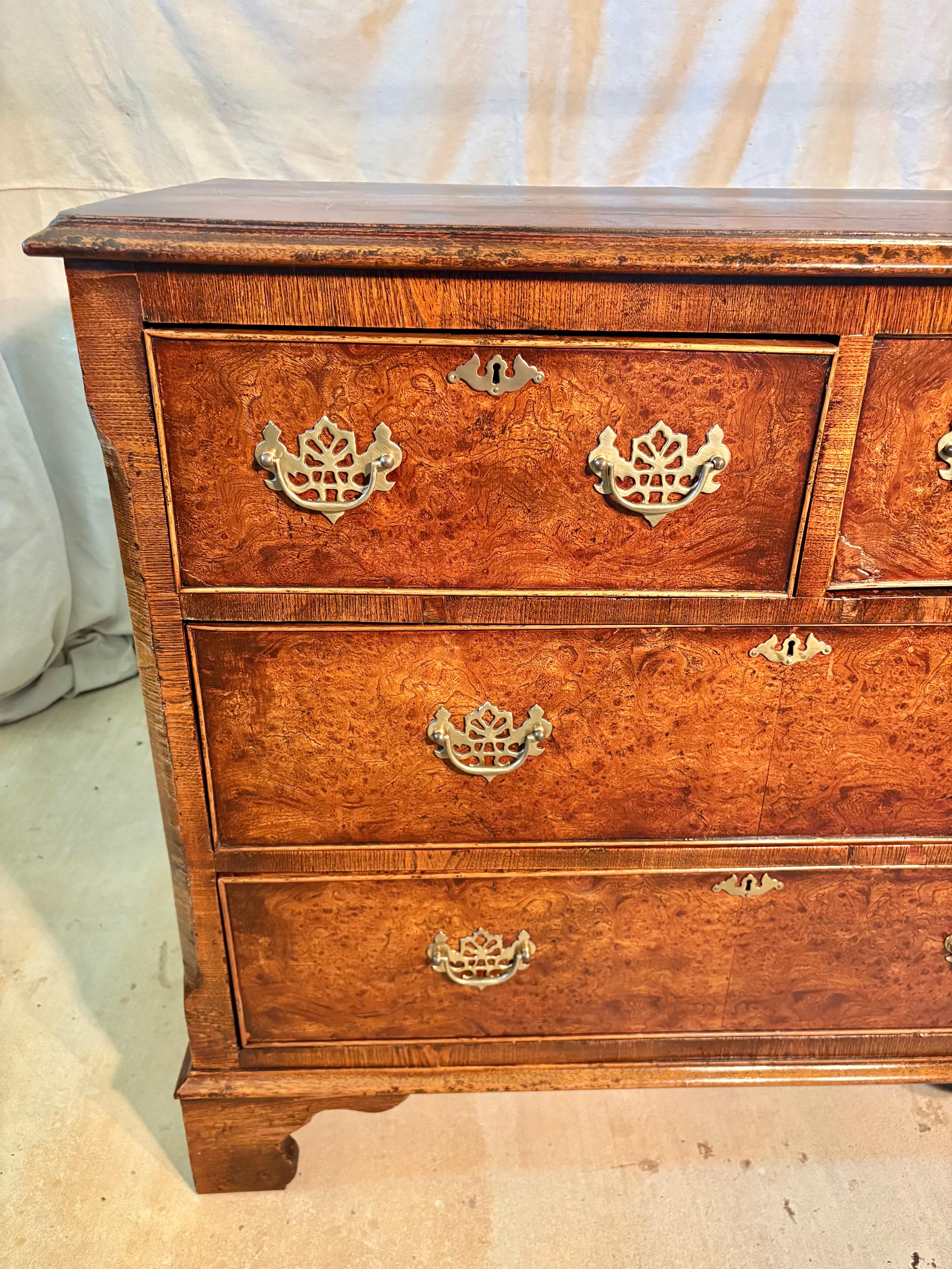 Late 19th Century English George II Style Burl Walnut Chest of Drawers In Good Condition For Sale In Burton, TX