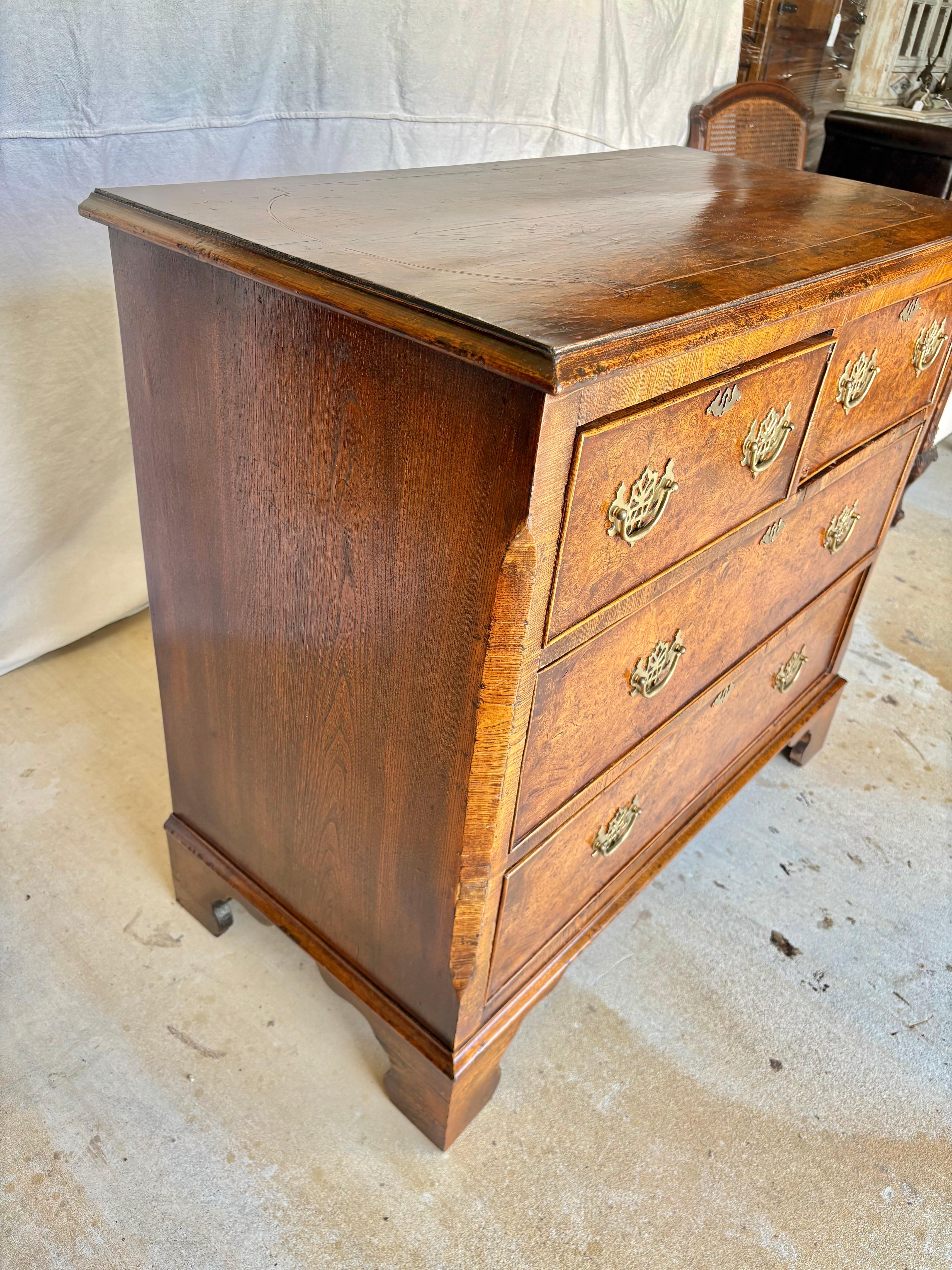 Late 19th Century English George II Style Burl Walnut Chest of Drawers For Sale 3