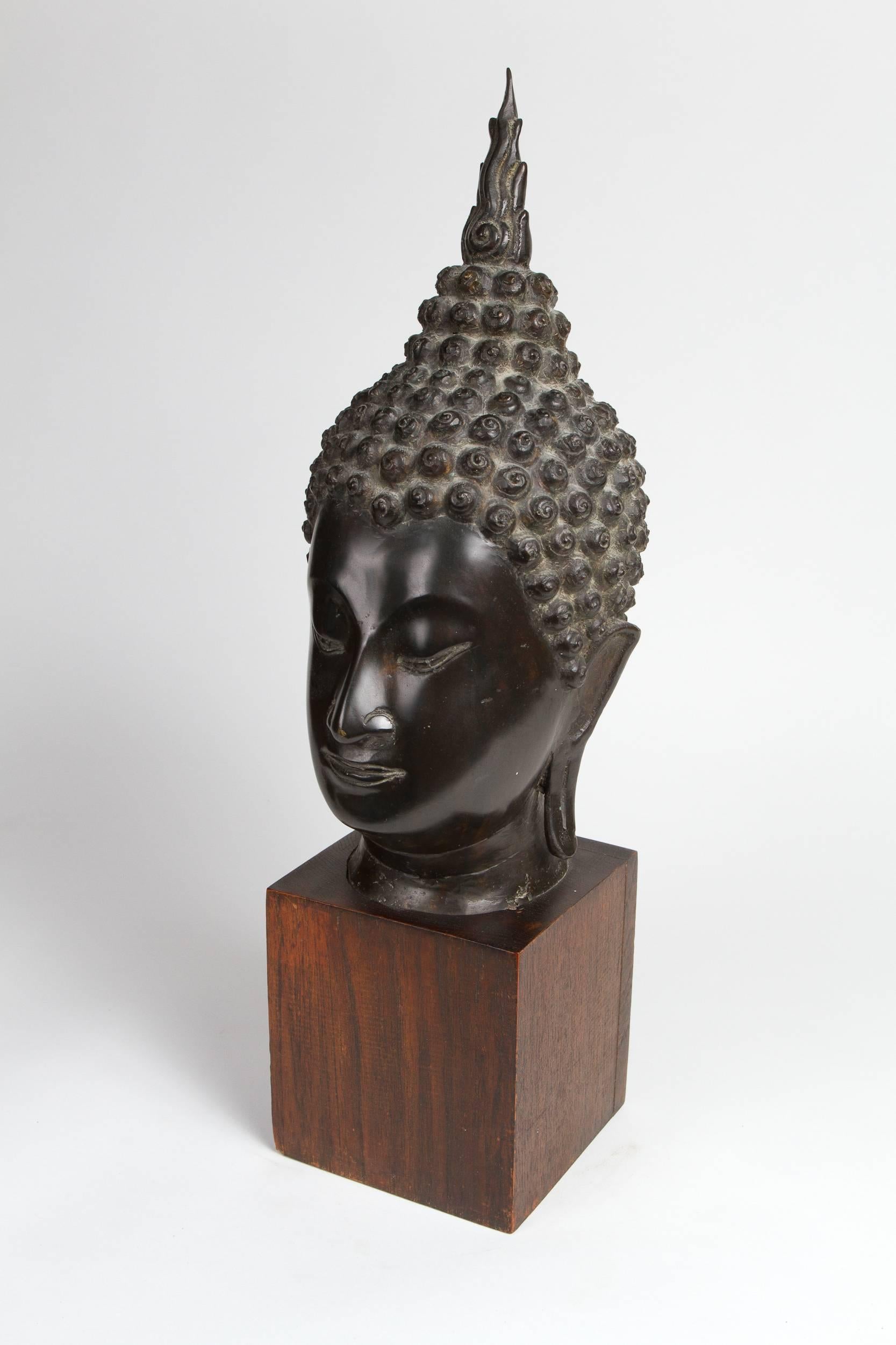 thai buddha head statue