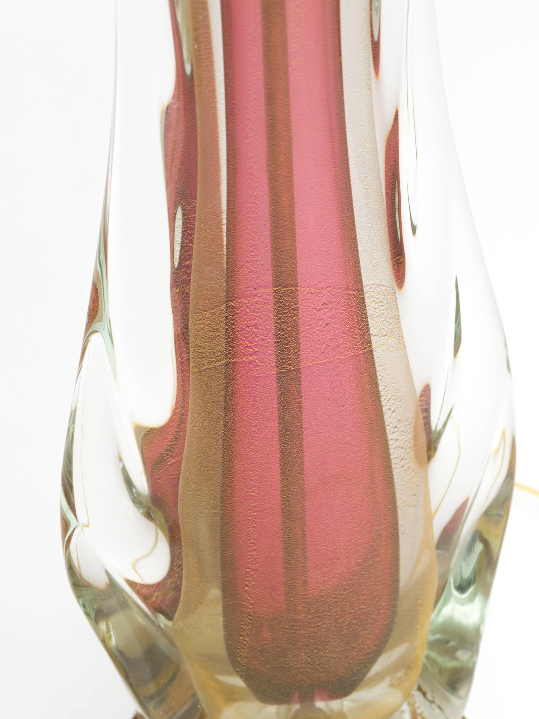 Mid-Century Modern Grande paire de grandes lampes italiennes vintage en verre Sommerso de Murano en vente