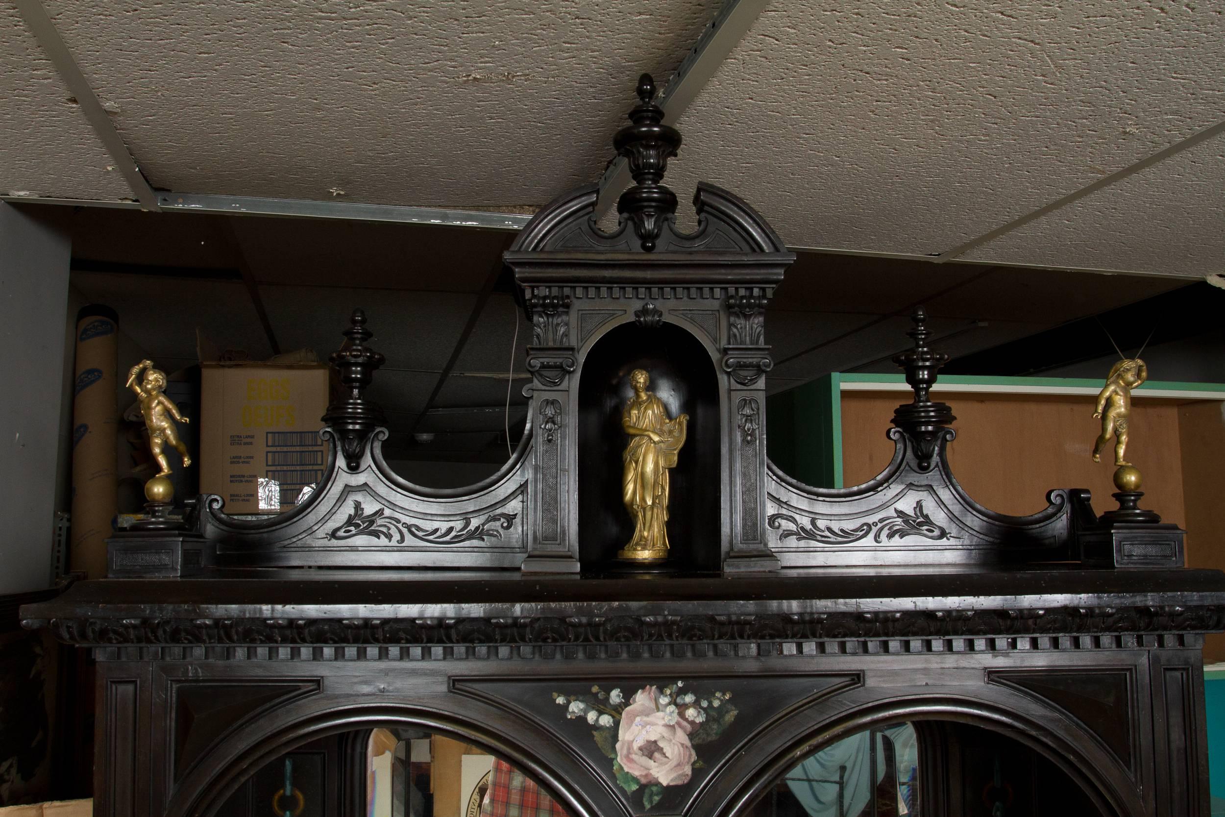 Fine Renaissance Style Ebonized Cabinet In Excellent Condition For Sale In Montreal, QC