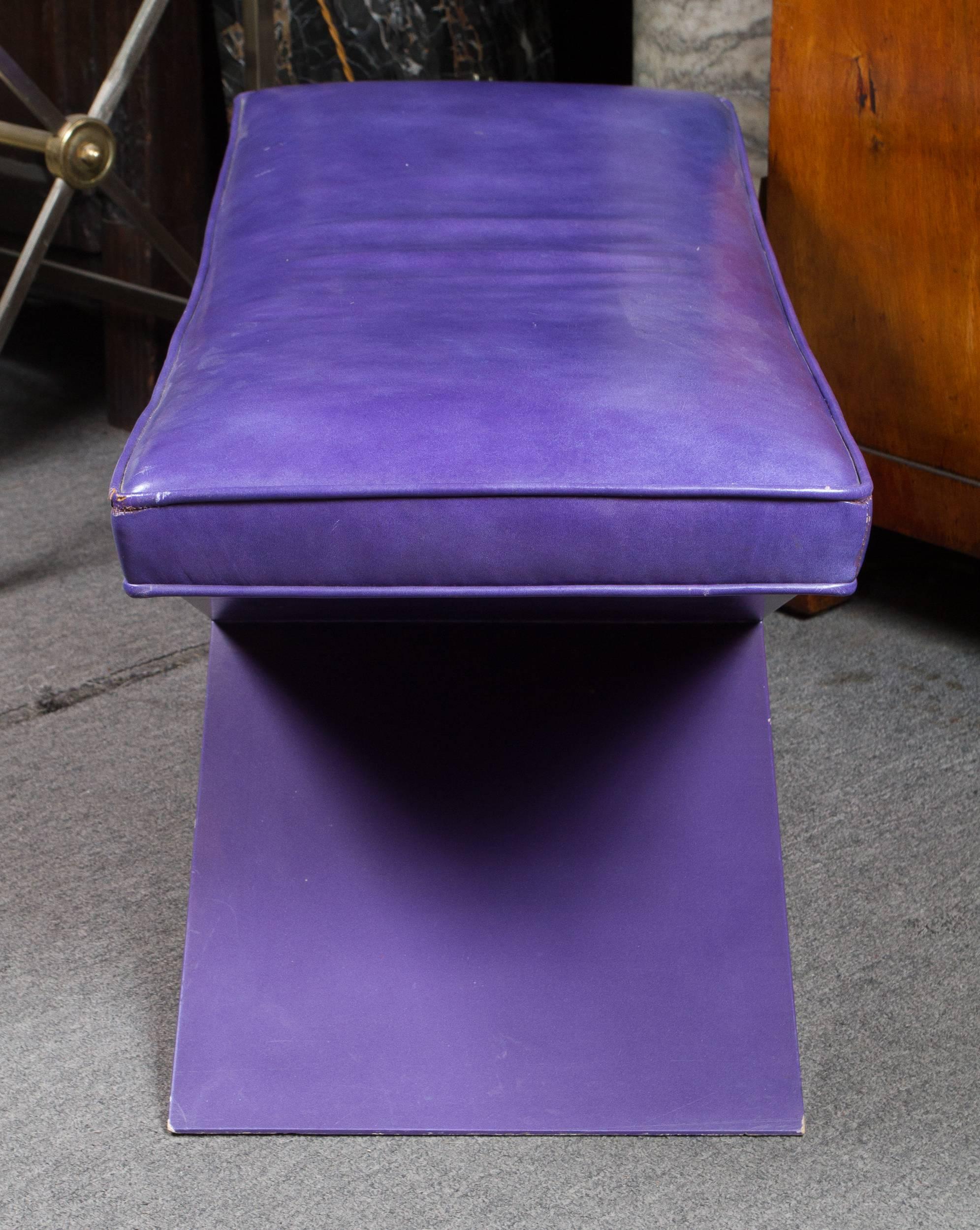 Modernist Purple Leather Bench In Excellent Condition In Montreal, QC
