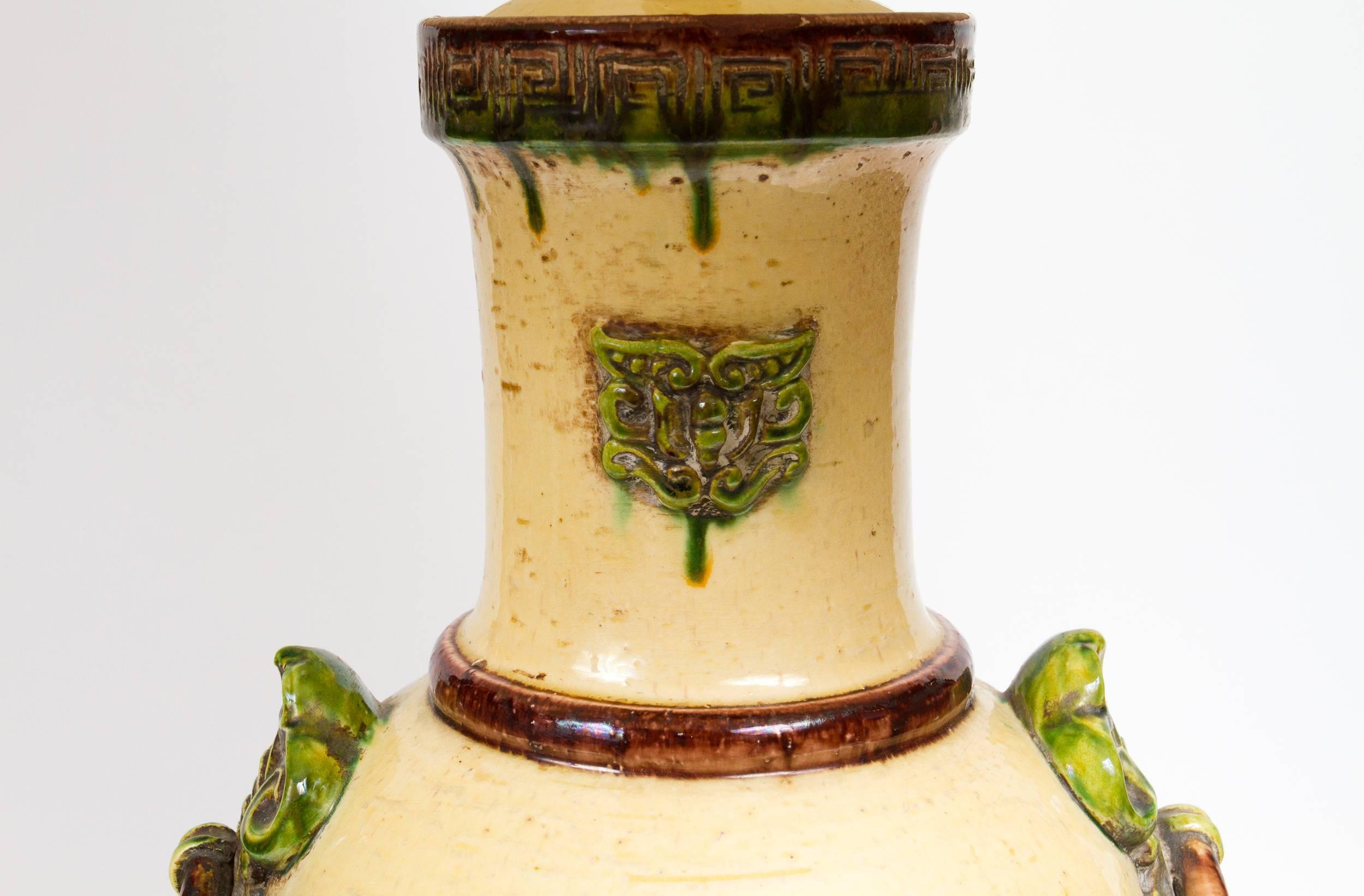 Italian Stylish Glazed Ceramic Asian Style Lamp by Ugo Zaccagnini For Sale
