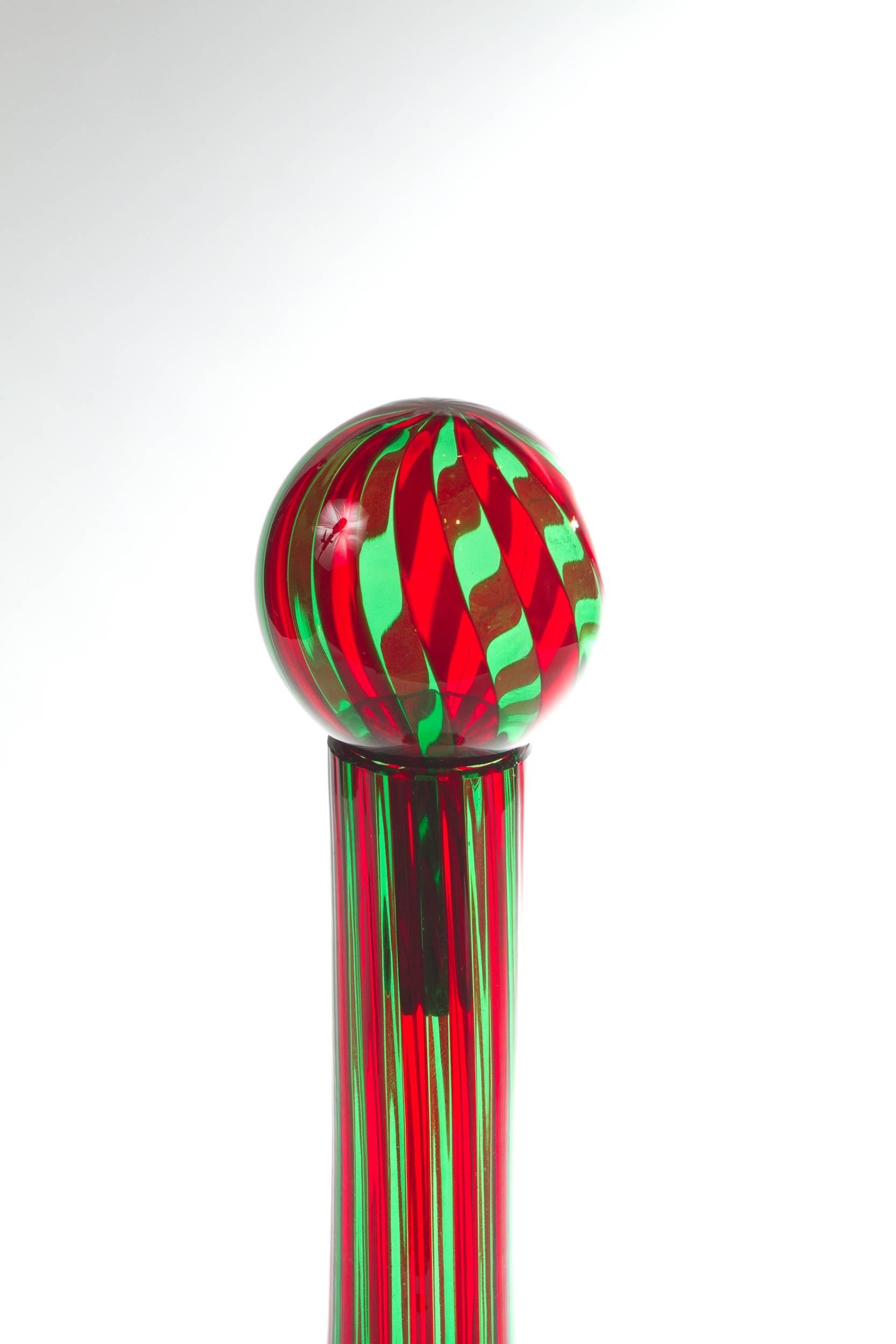 Beautiful red and green Murano blown glass bottle in the manner of Gio Ponti.