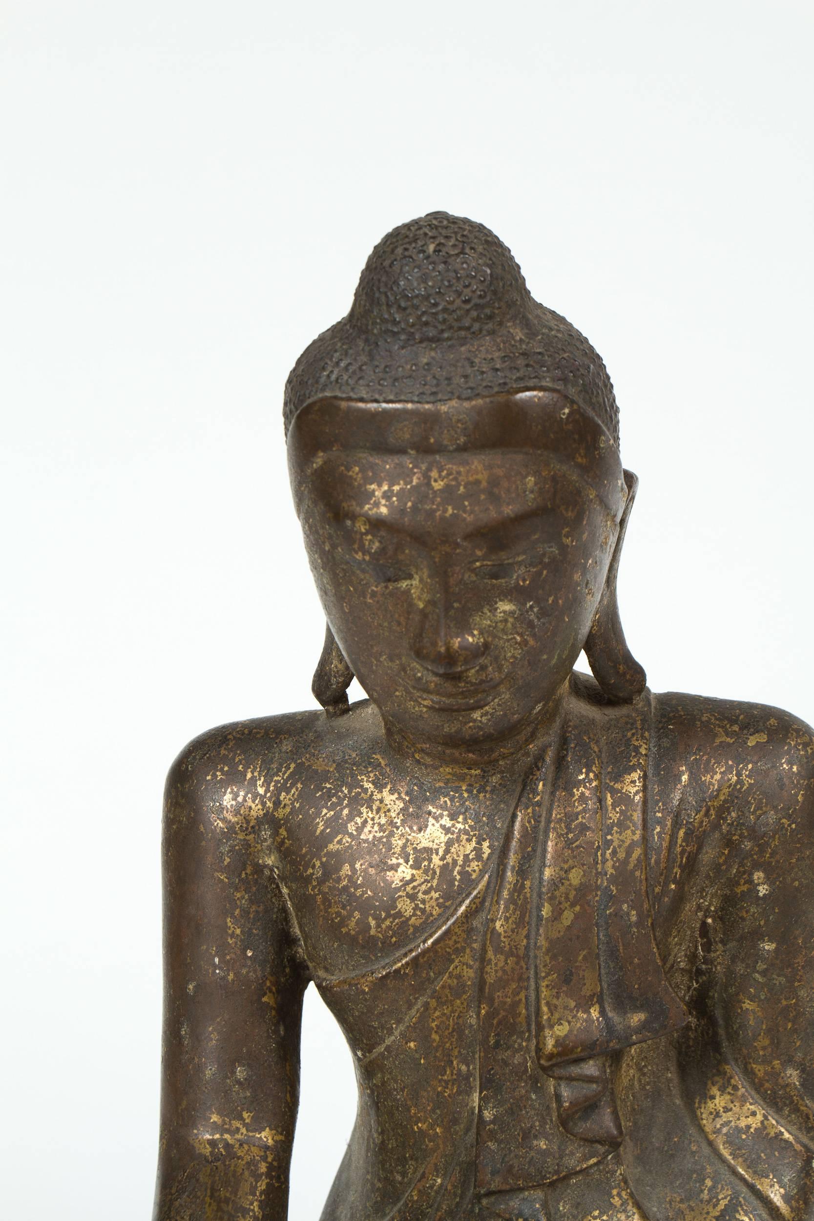 19th Century Patinated and Gilt Bronze Burmese Buddha 3