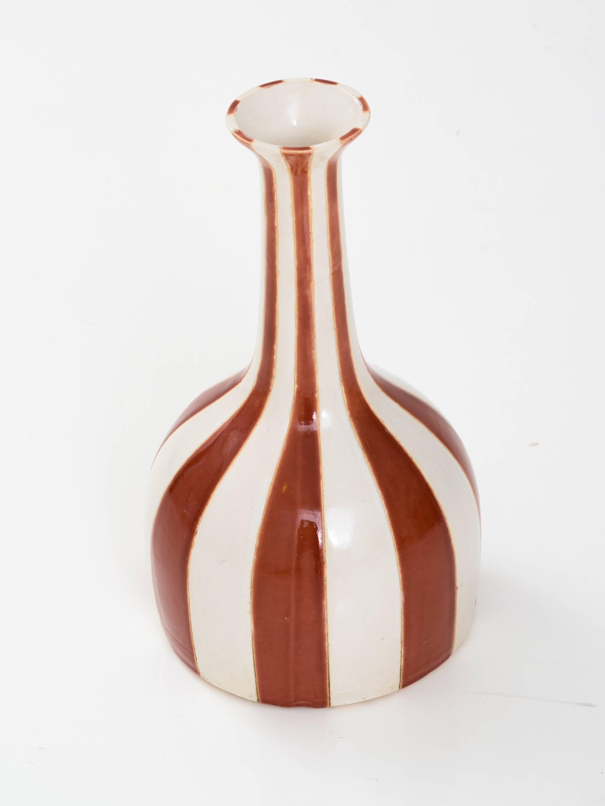 Interesting Italian Glazed Ceramic Vase In Excellent Condition For Sale In Montreal, QC