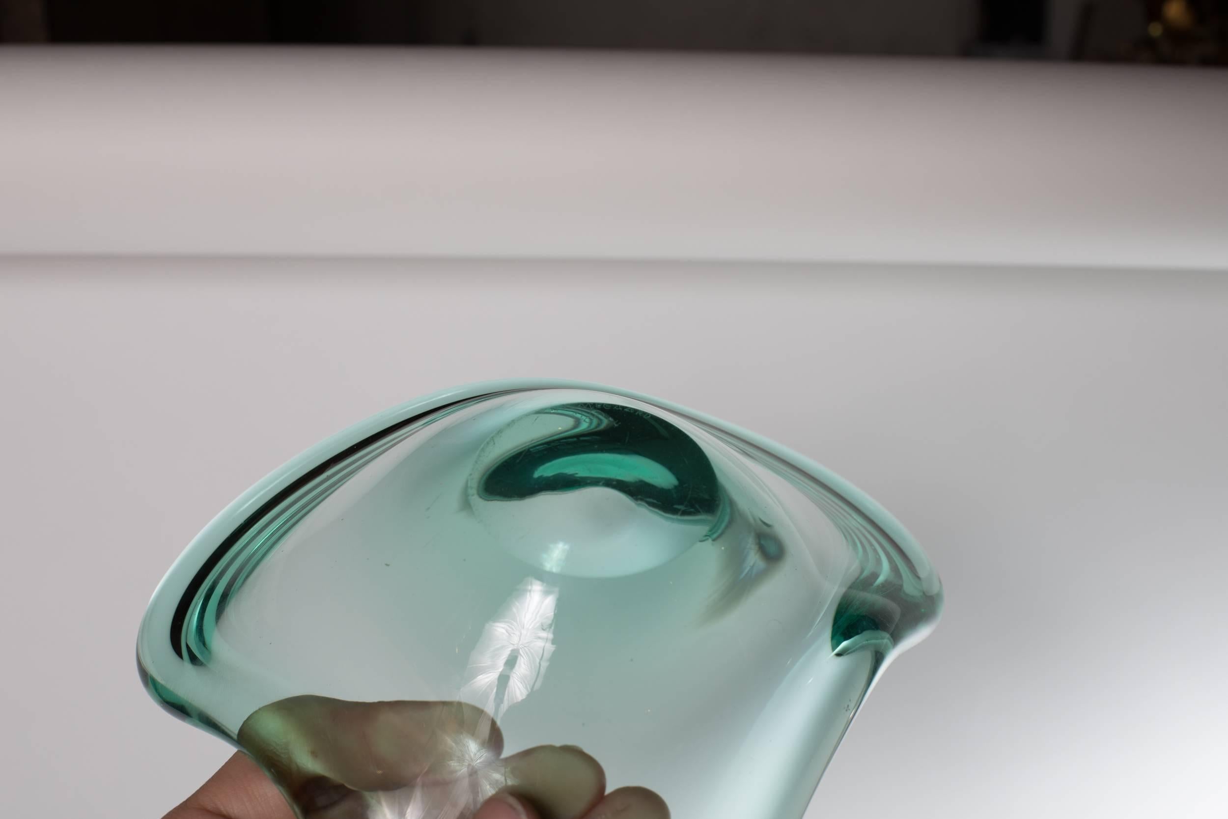 Holmegaard Biomorphe Glasschale von Per Lutken (Mitte des 20. Jahrhunderts) im Angebot