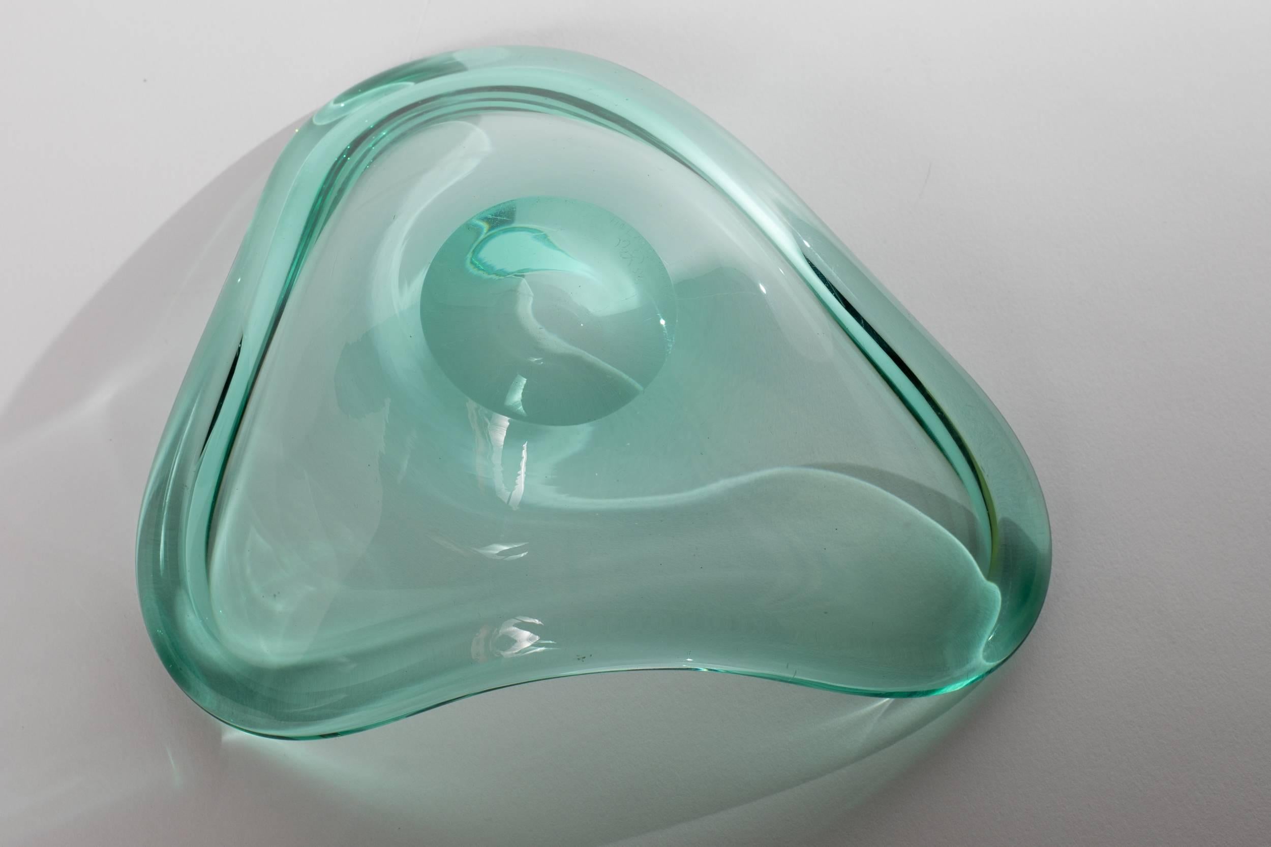 Holmegaard Biomorphic Glass Bowl by Per Lutken For Sale 2